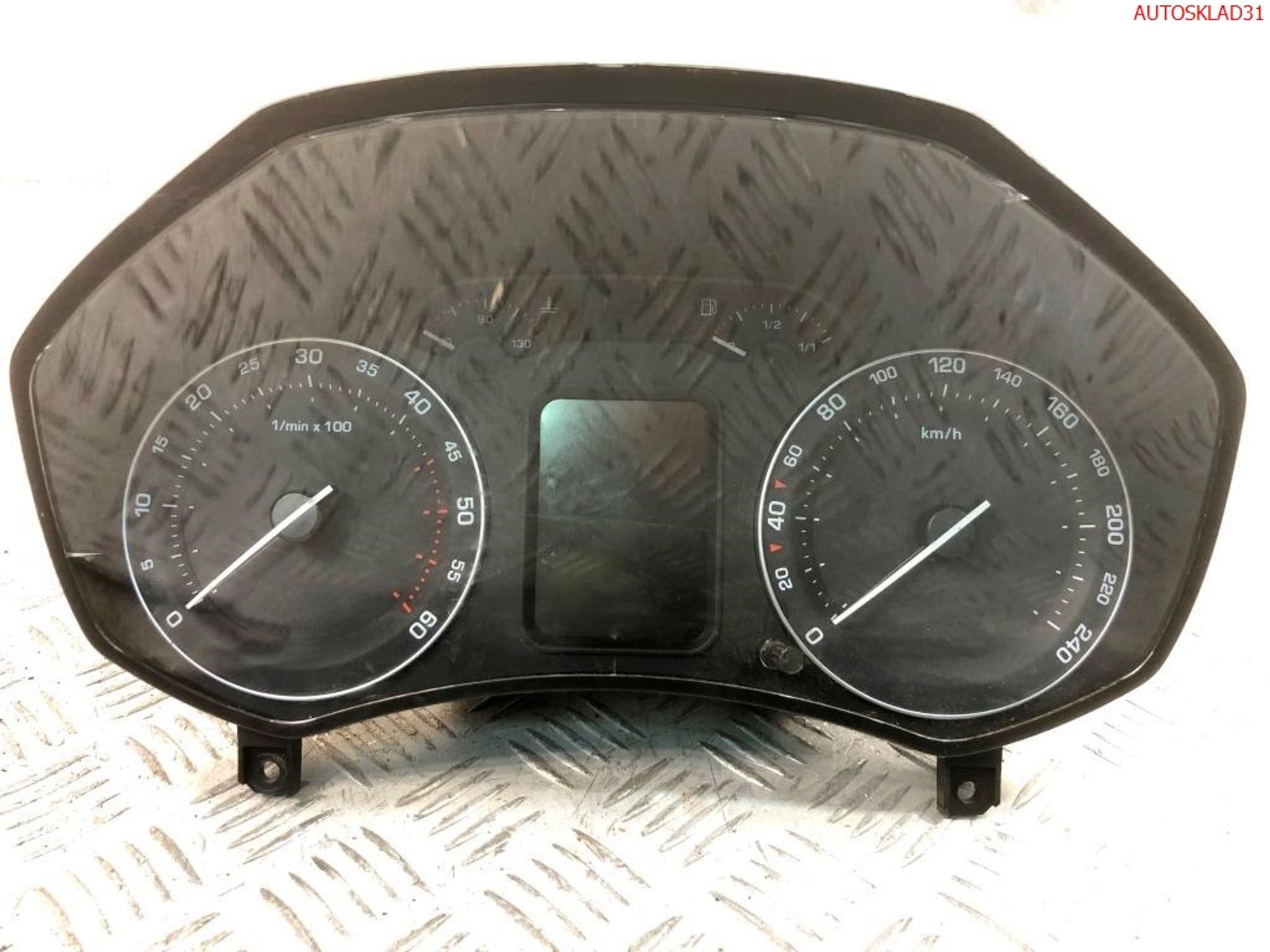 Панель приборов Skoda Octavia A5 1Z0920842H дизель, 14000 рублей, Дубовое