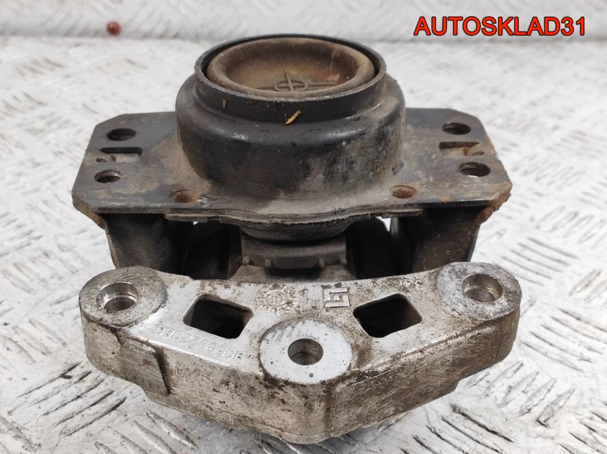 Опора двигателя правая Peugeot 307 9636270080, 1500 рублей, Дубовое