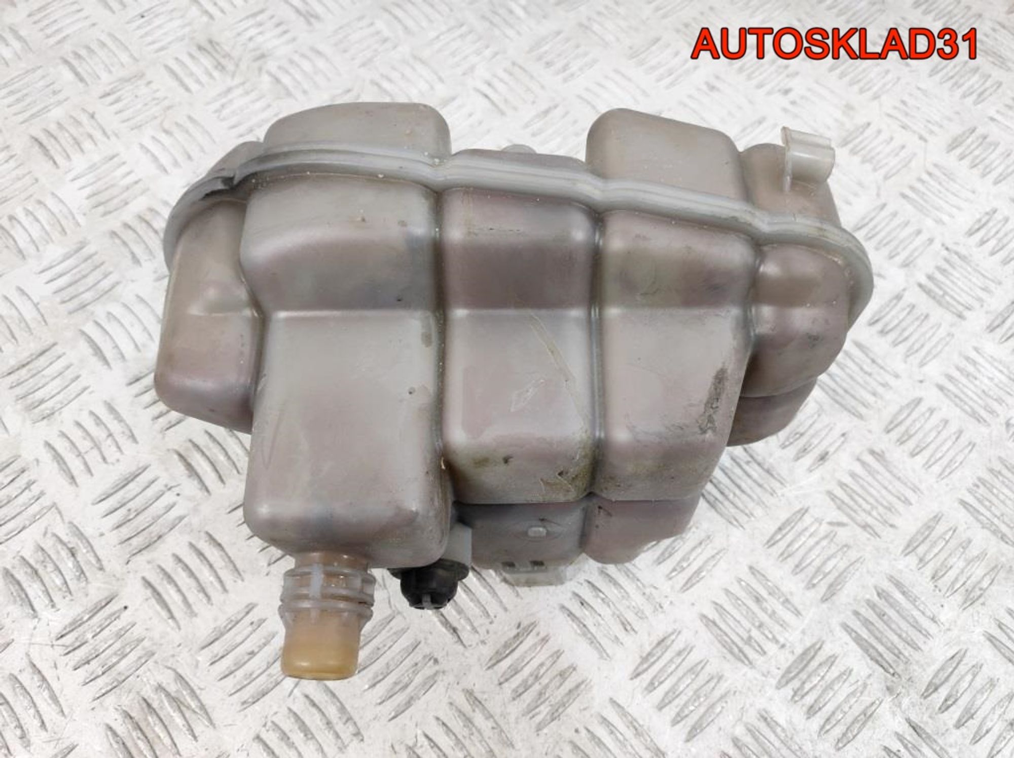 Бачок расширительный Audi A6 C7 4G 3,0 CDU 4G0121403G, 2000 рублей, Дубовое