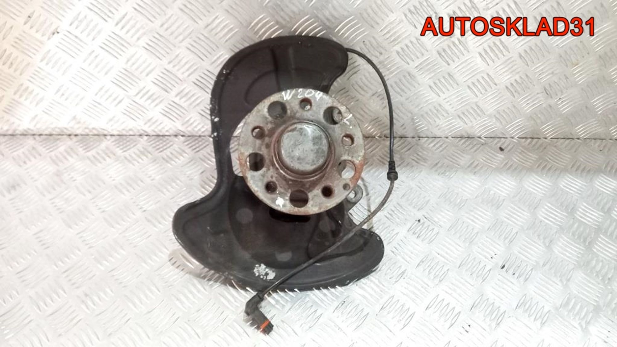Кулак поворотный передний левый Комплект Mercedes-Benz W204 А2043320101, 3500 рублей, Дубовое