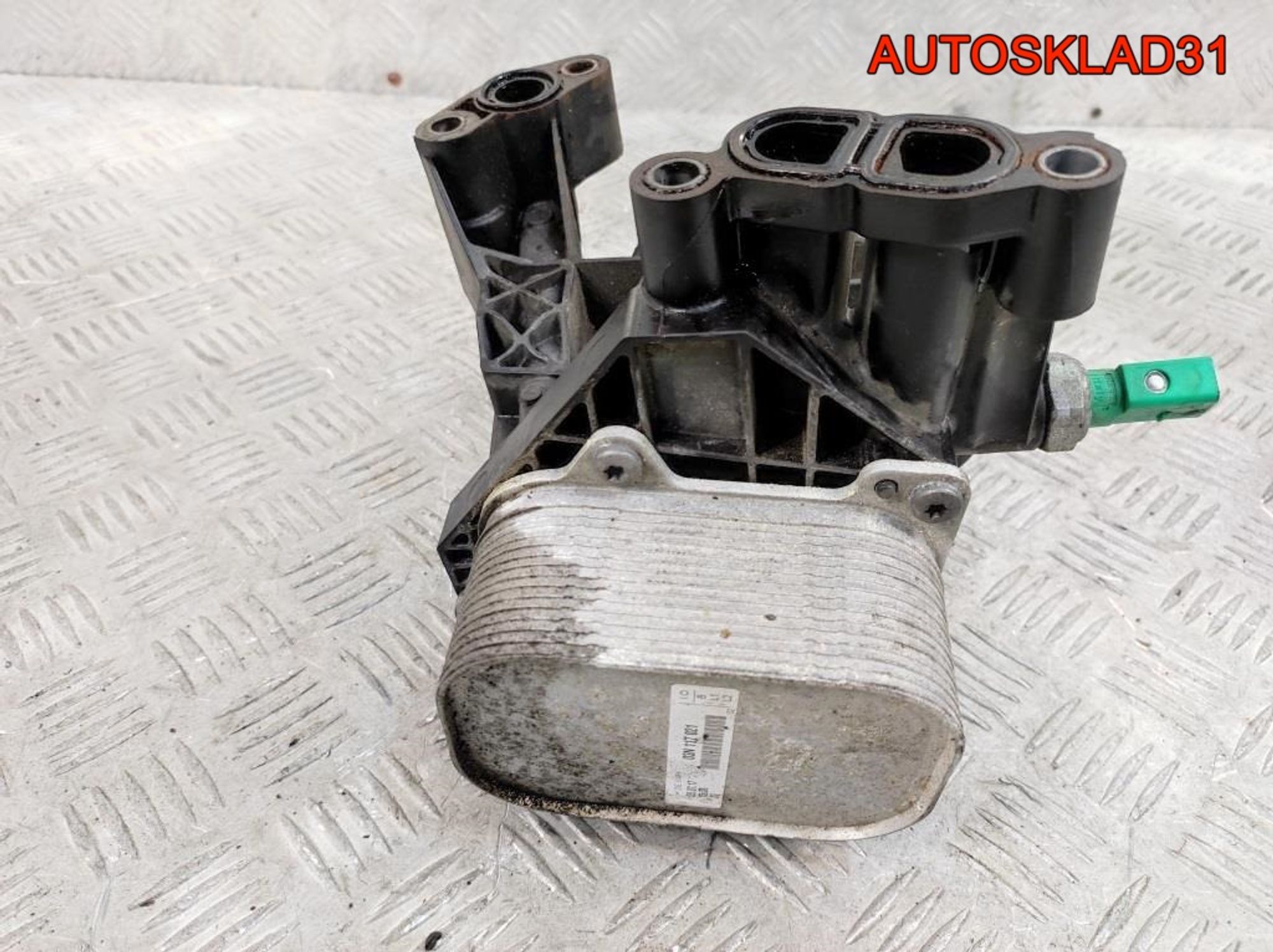 Корпус масляного фильтра Skoda Octavia A7 03N115389B, 4000 рублей, Дубовое