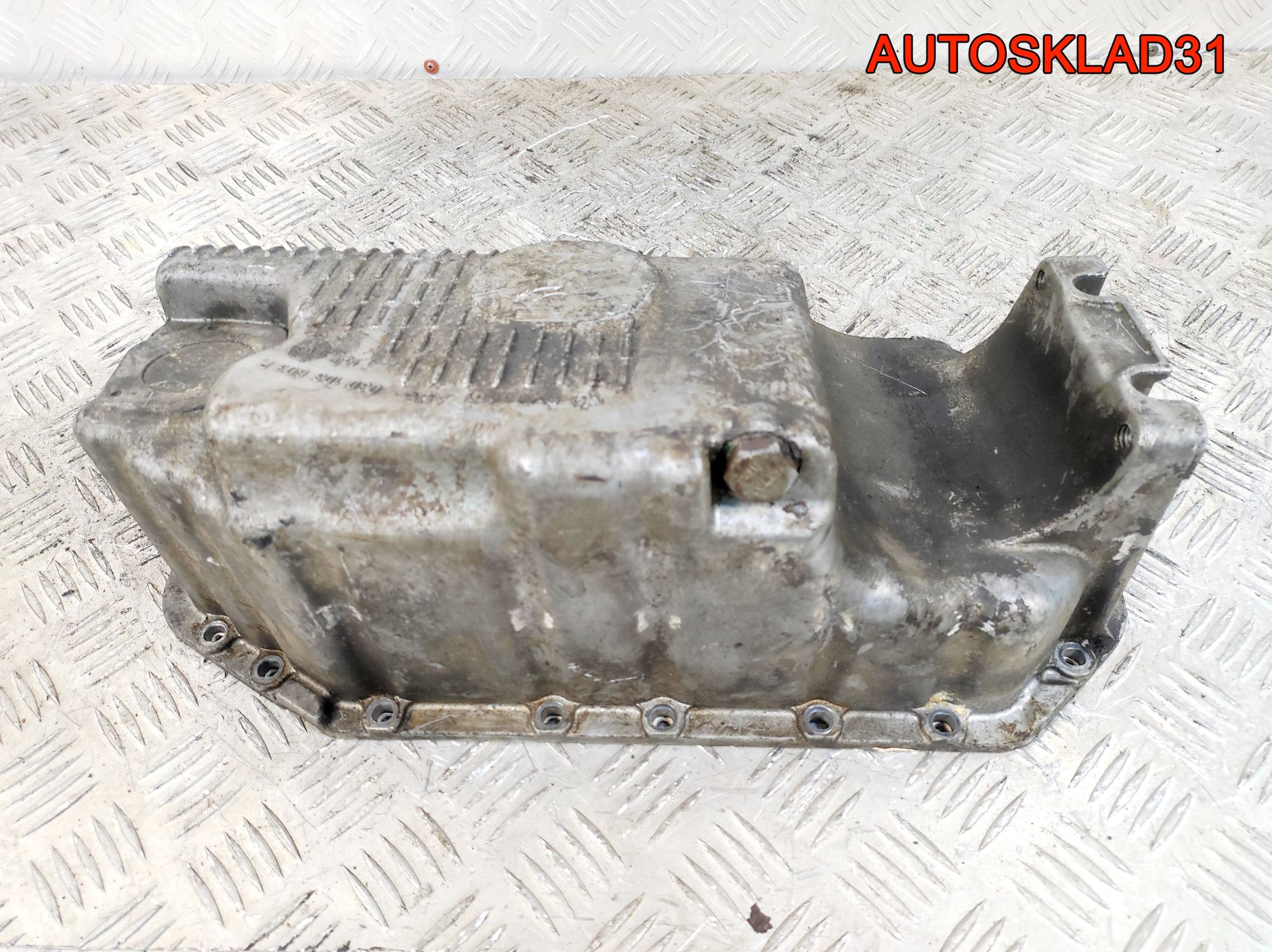 Поддон двигателя VW Golf 4 030103603P 1,4 Бензин, 1700 рублей, Дубовое