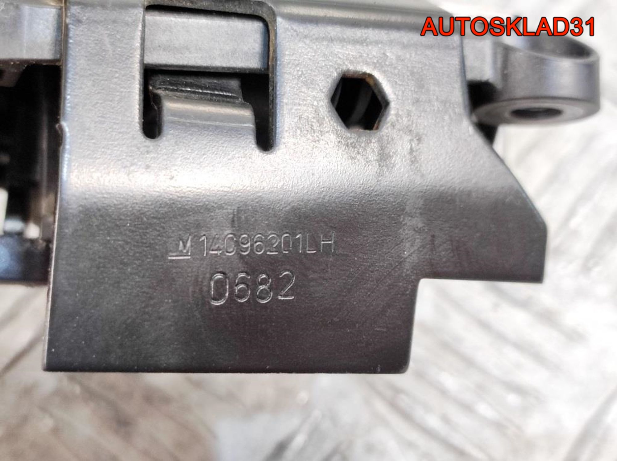 Ручка двери внешняя передняя левая Opel Astra J 13500027, 1800 рублей, Дубовое