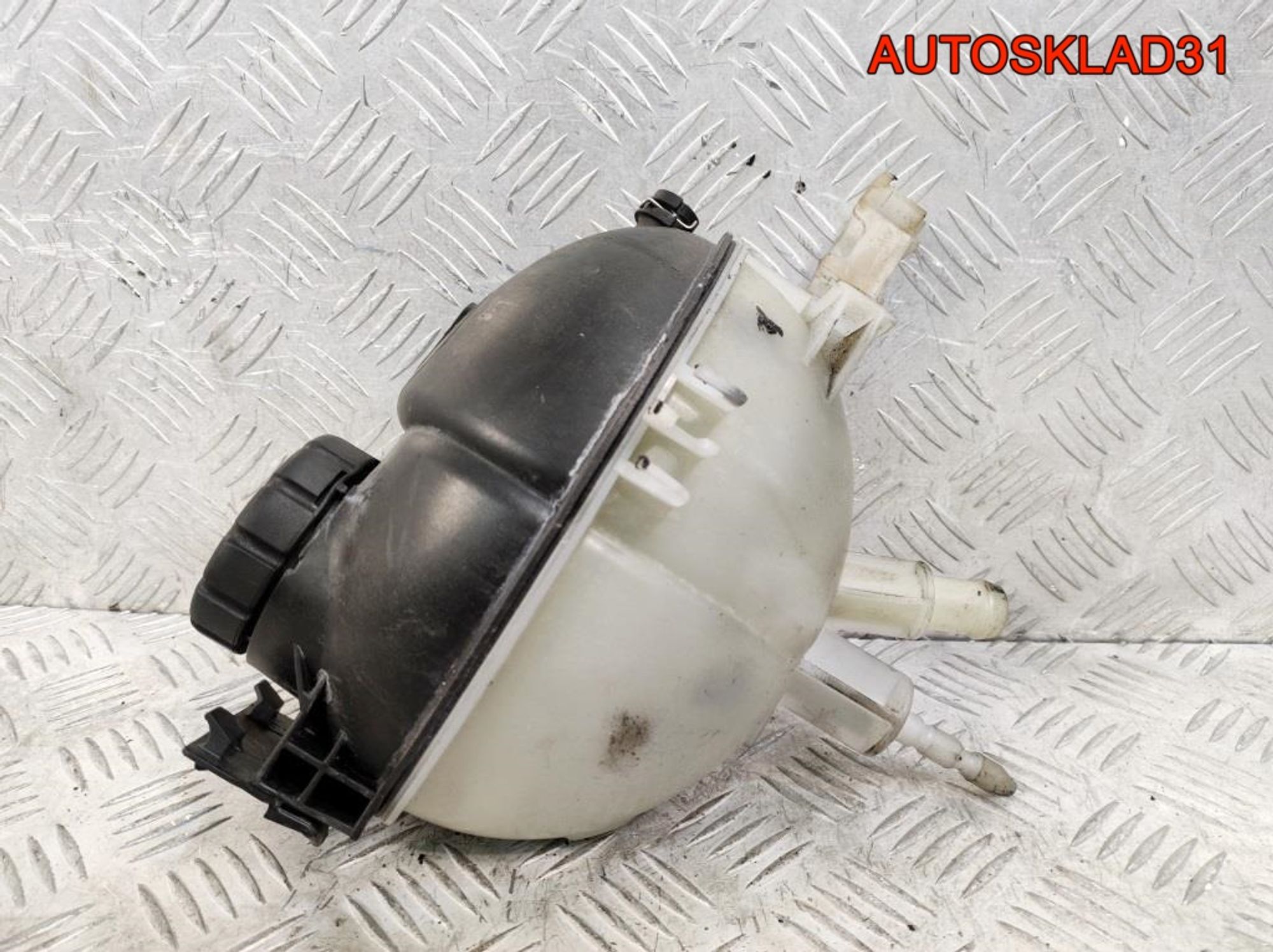 Бачок расширительный Mercedes GLK X204 A2045000549, 2000 рублей, Дубовое