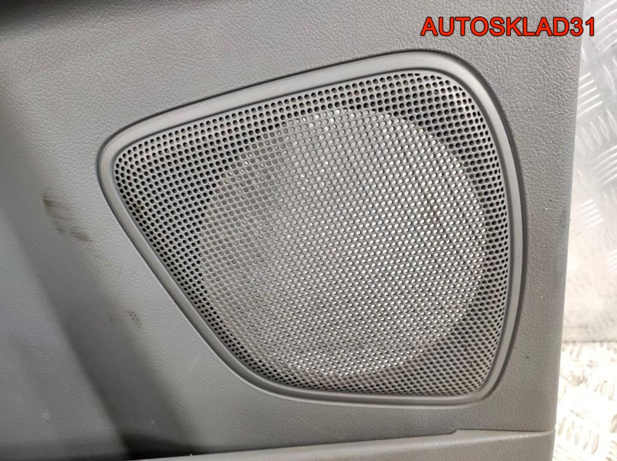 Обшивка двери задней левой Ford S-MAX, 1000 рублей, Дубовое