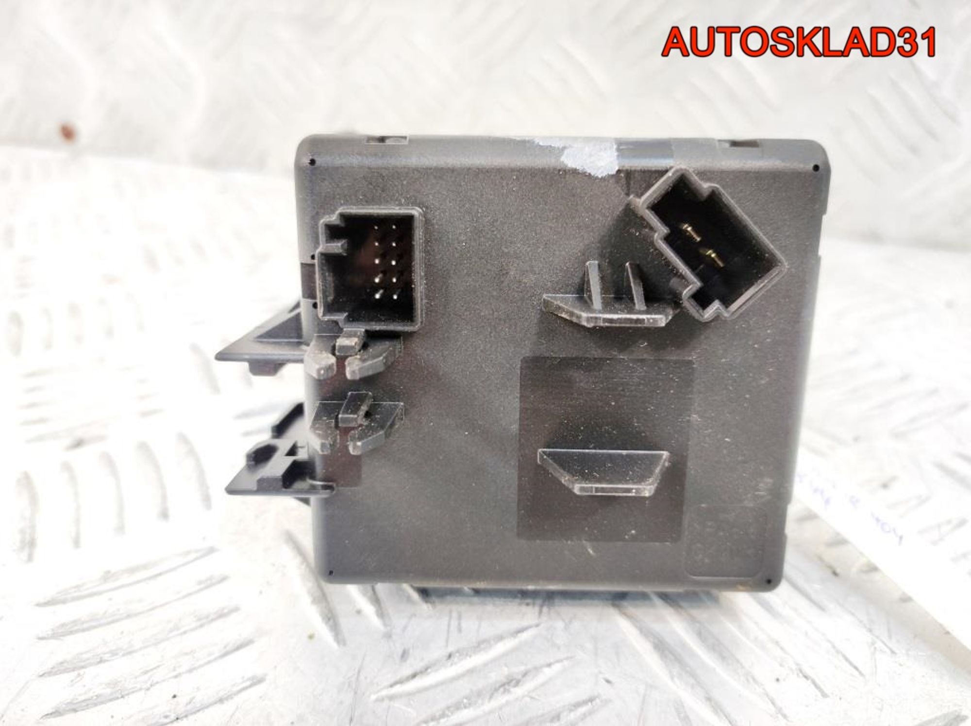 Замок зажигания Mercedes-Benz GLK X204 A2075450108, 10800 рублей, Дубовое