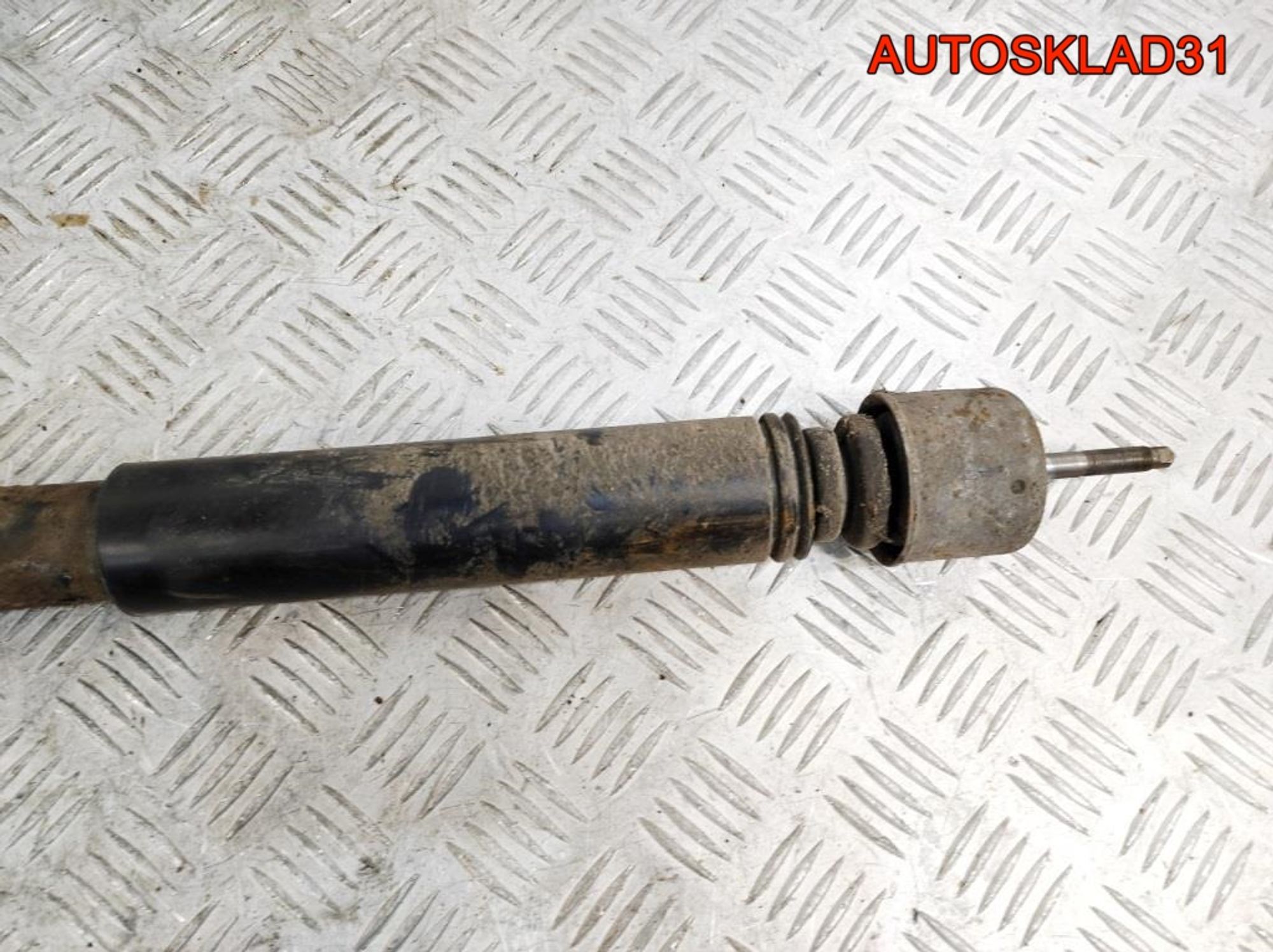 Амортизатор задний Nissan Note E11 562009U000, 900 рублей, Дубовое