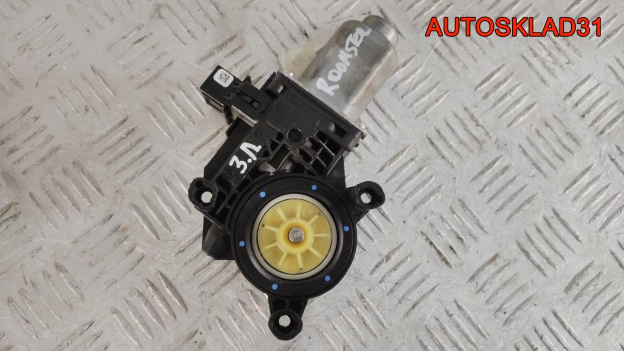 Моторчик стеклоподъемника задний левый Skoda Roomster 6R0959811J, 1200 рублей, Дубовое