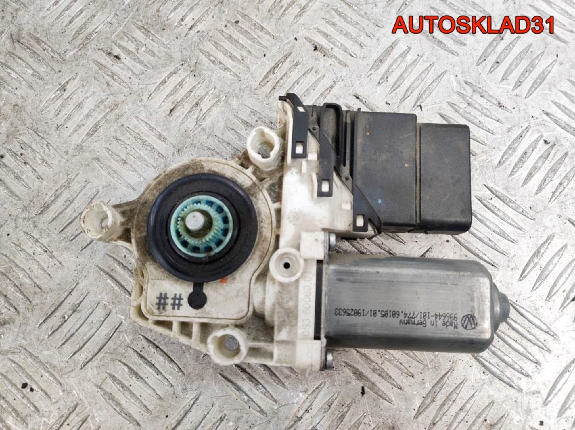 Моторчик стеклоподъемника задний правый VW Golf 5 1K0959704B, 800 рублей, Дубовое