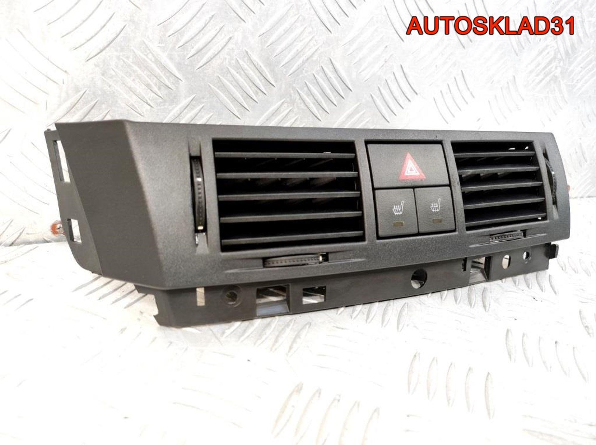 Дефлектор центр в сборе Opel Meriva A 93332971, 2500 рублей, Дубовое