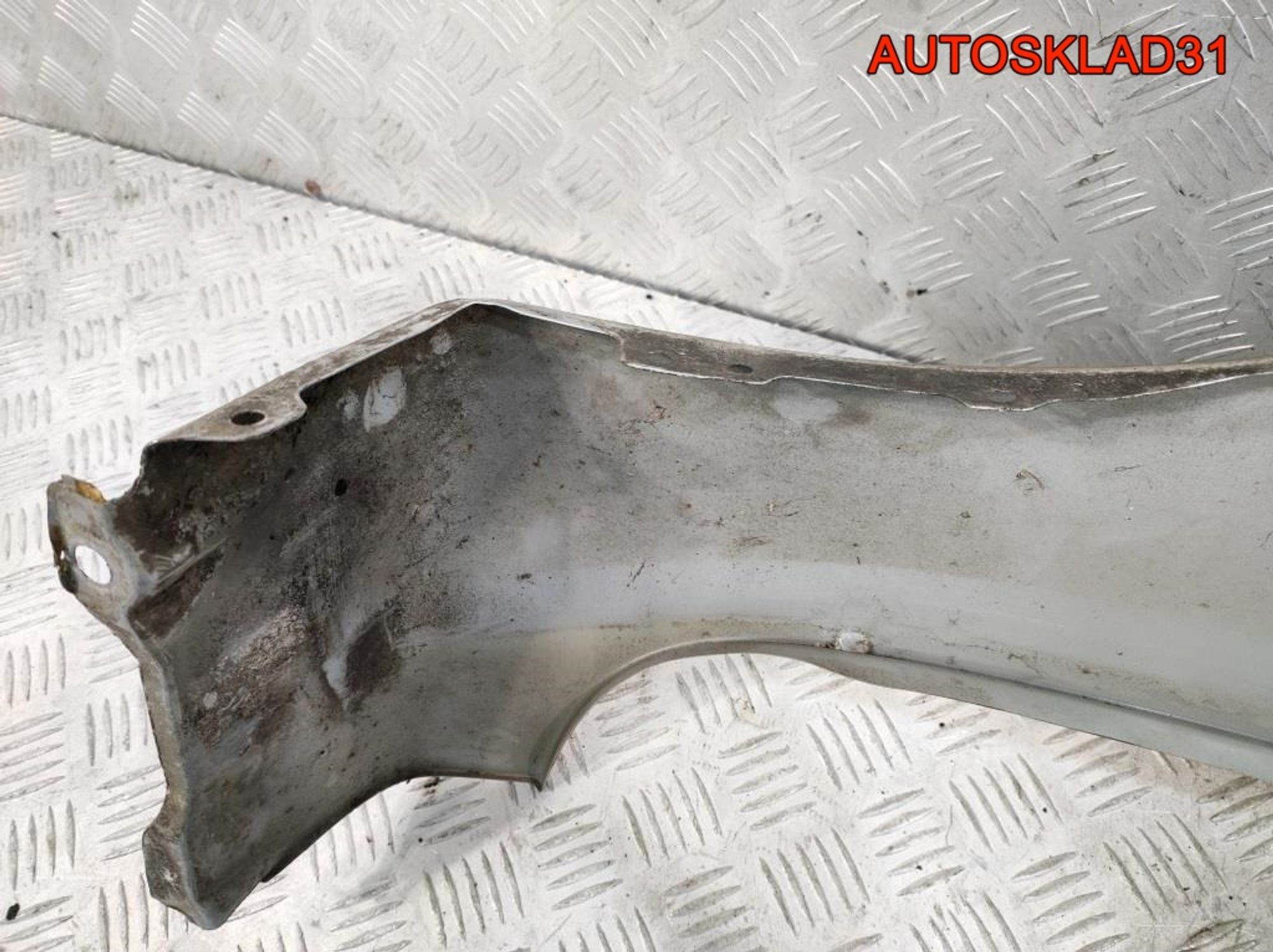 Крыло переднее правое три двери Mitsubishi Colt Z3 MN161904, 4500 рублей, Дубовое