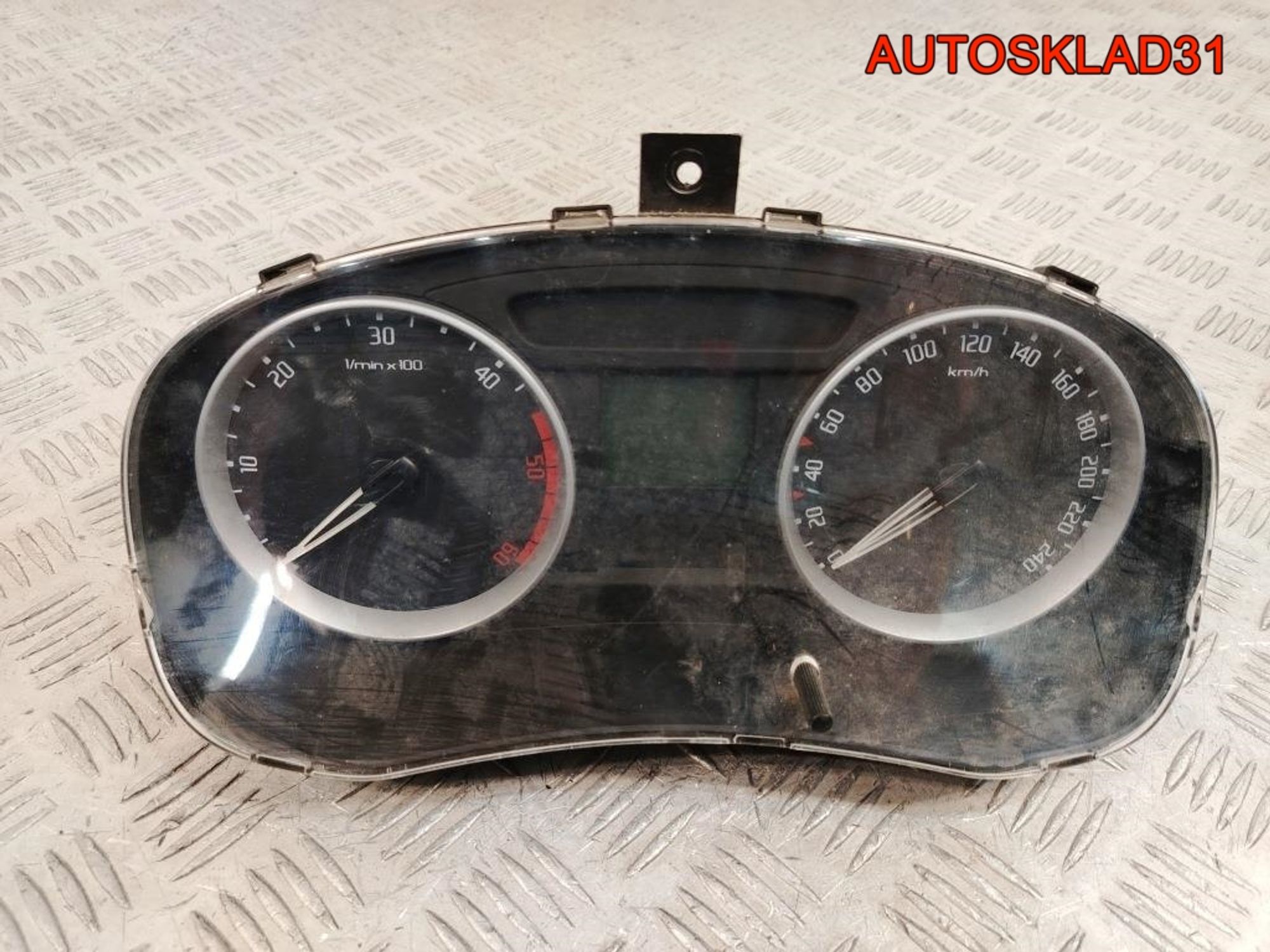 Панель приборов Skoda Fabia 2 1,4 Дизель 5J0920811C, 2500 рублей, Дубовое