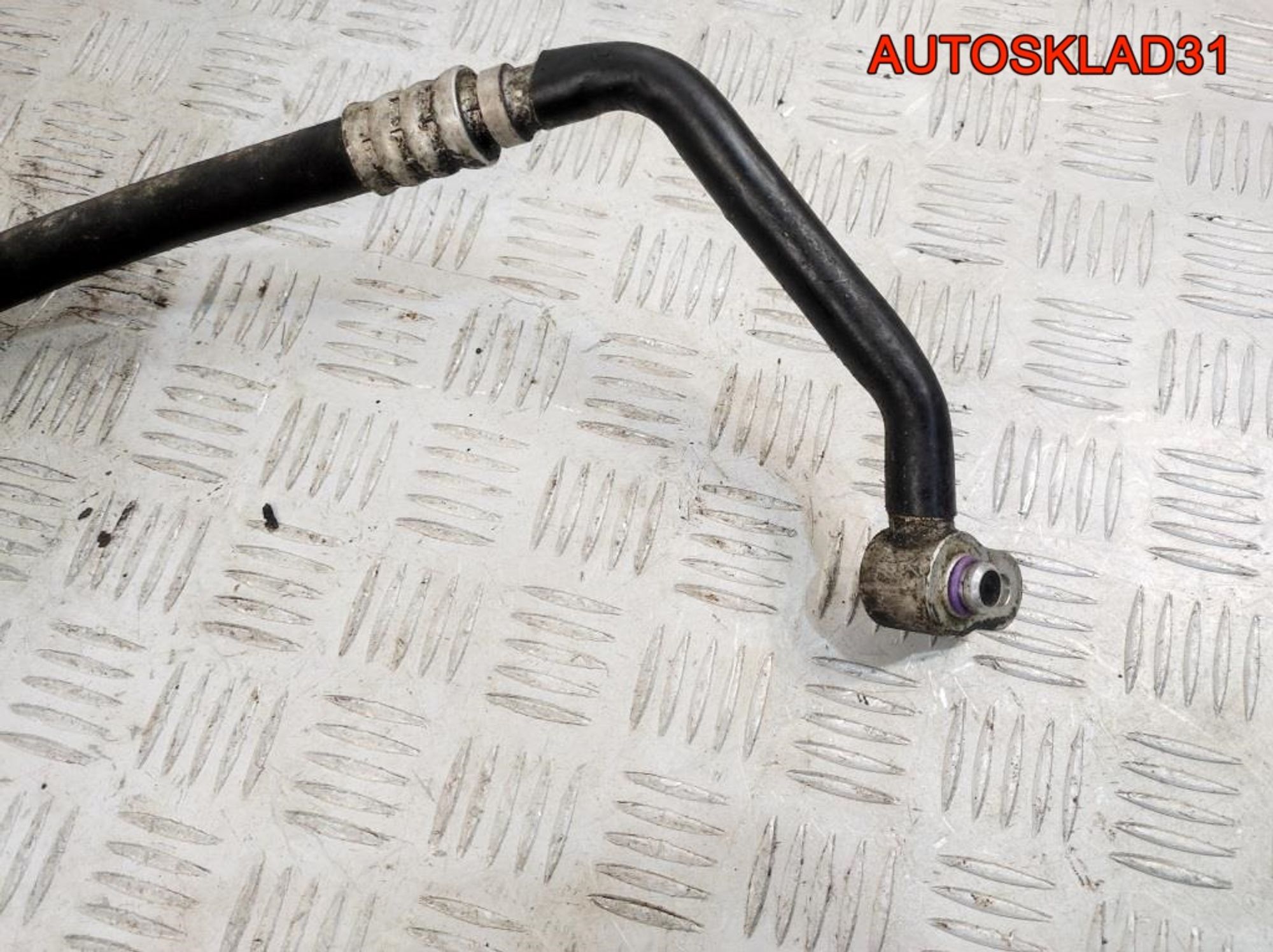 Трубка кондиционера Audi A4 B6 8E0260701AB, 1500 рублей, Дубовое