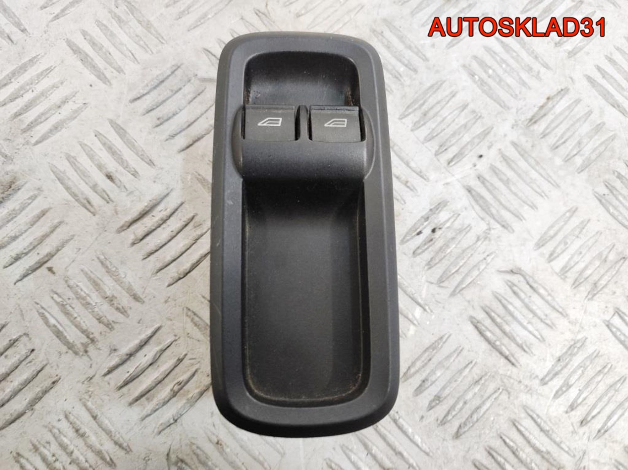 Блок стеклоподъемников Ford Fiesta 6 8A6T14A132FC, 1300 рублей, Дубовое