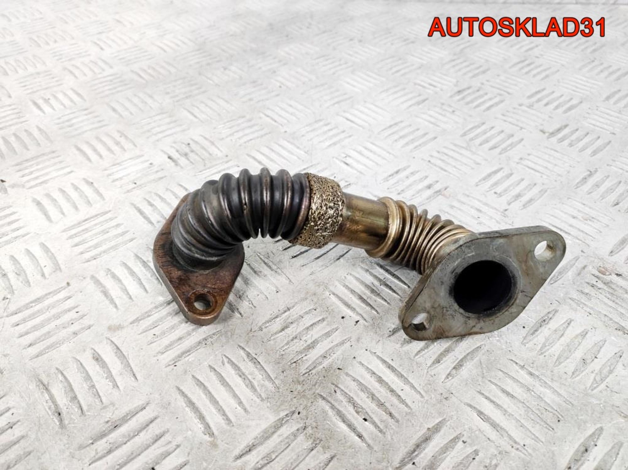 Трубка EGR Volkswagen Passat B5 028131521AD, 900 рублей, Дубовое