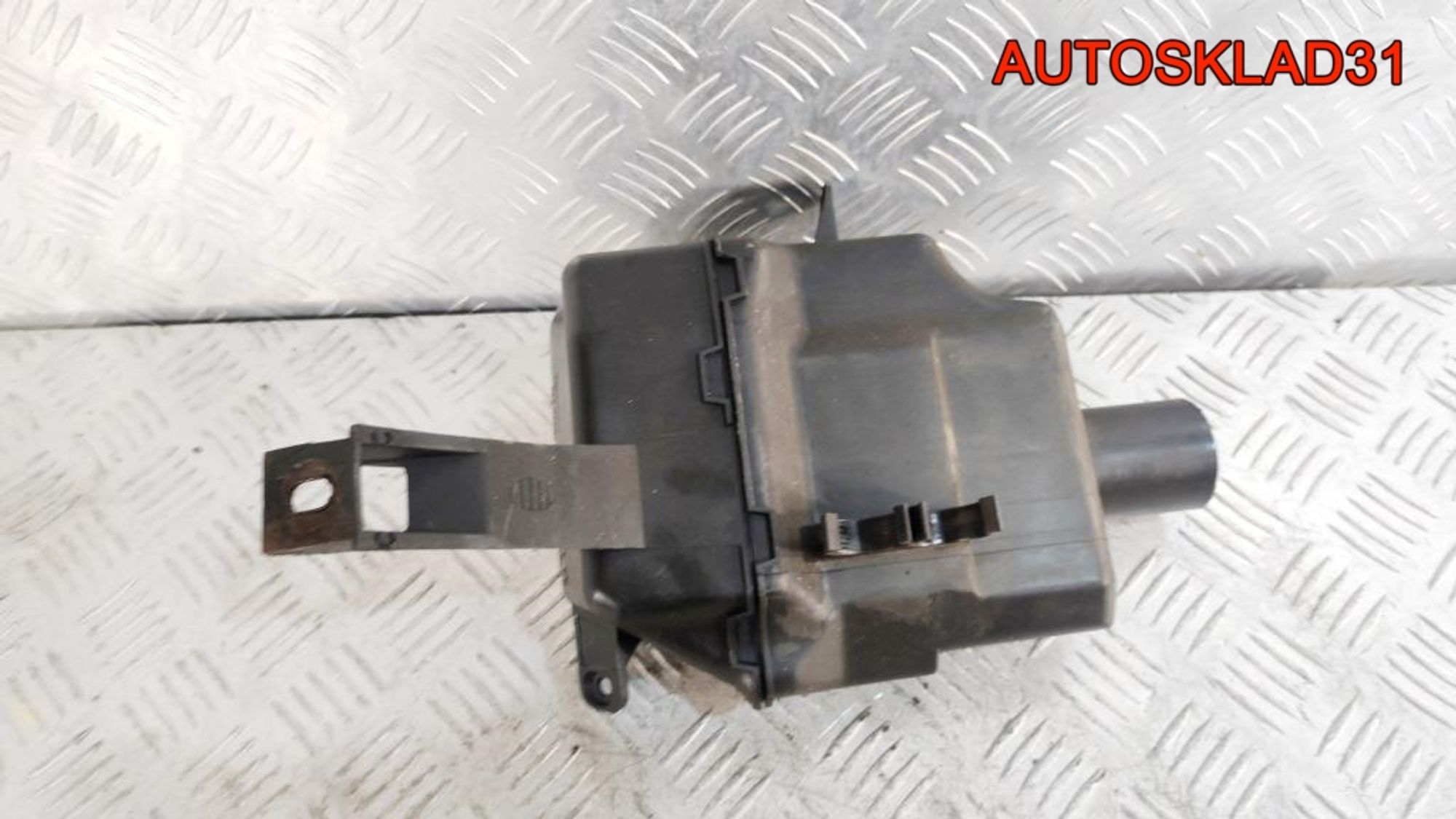 Резонатор воздушного фильтра Peugeot 206 1,9 PSA WJY 10DXFR 9626000280, 900 рублей, Дубовое