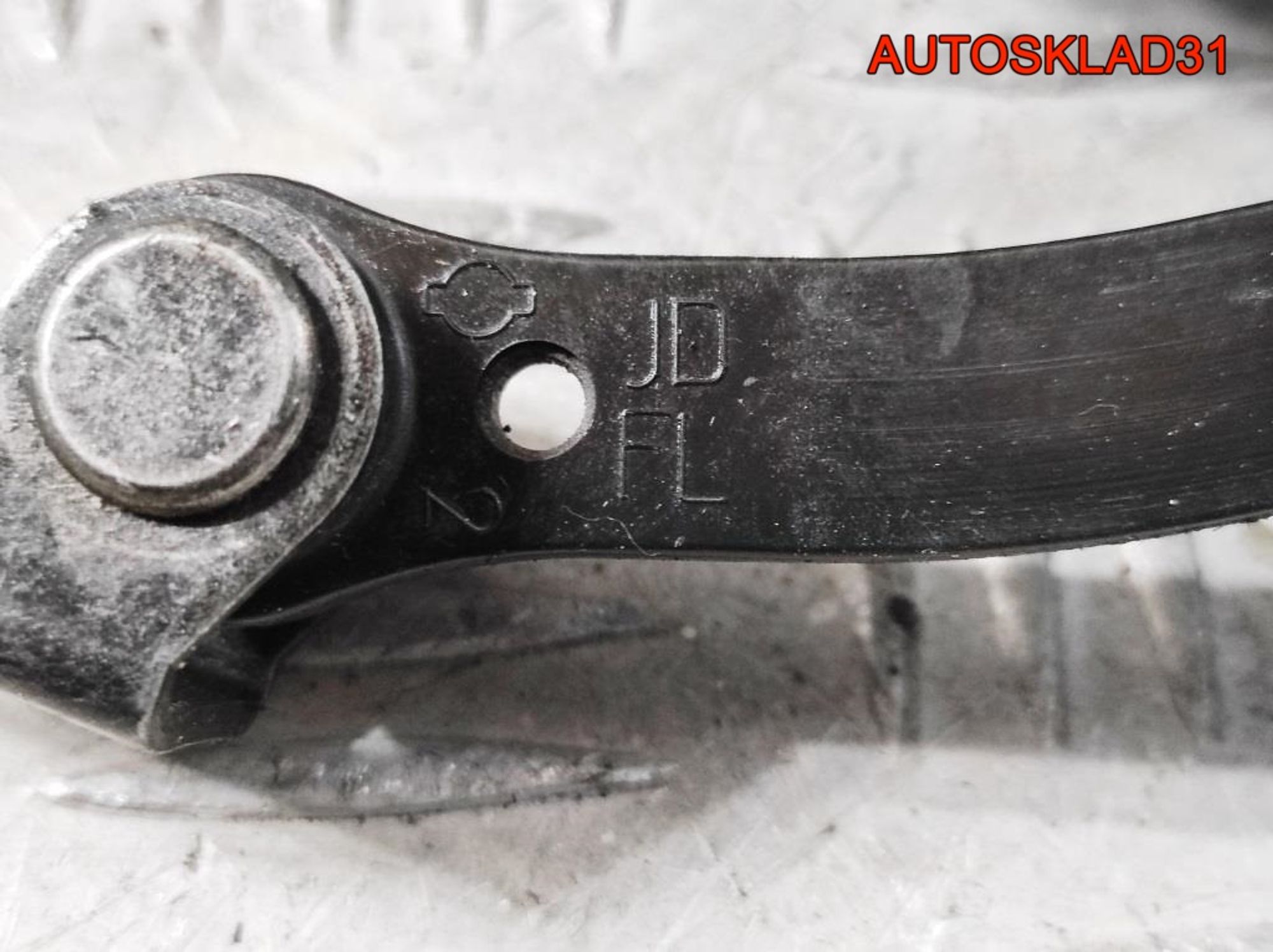 Ограничитель двери Nissan Qashqai 80430JD000, 700 рублей, Дубовое