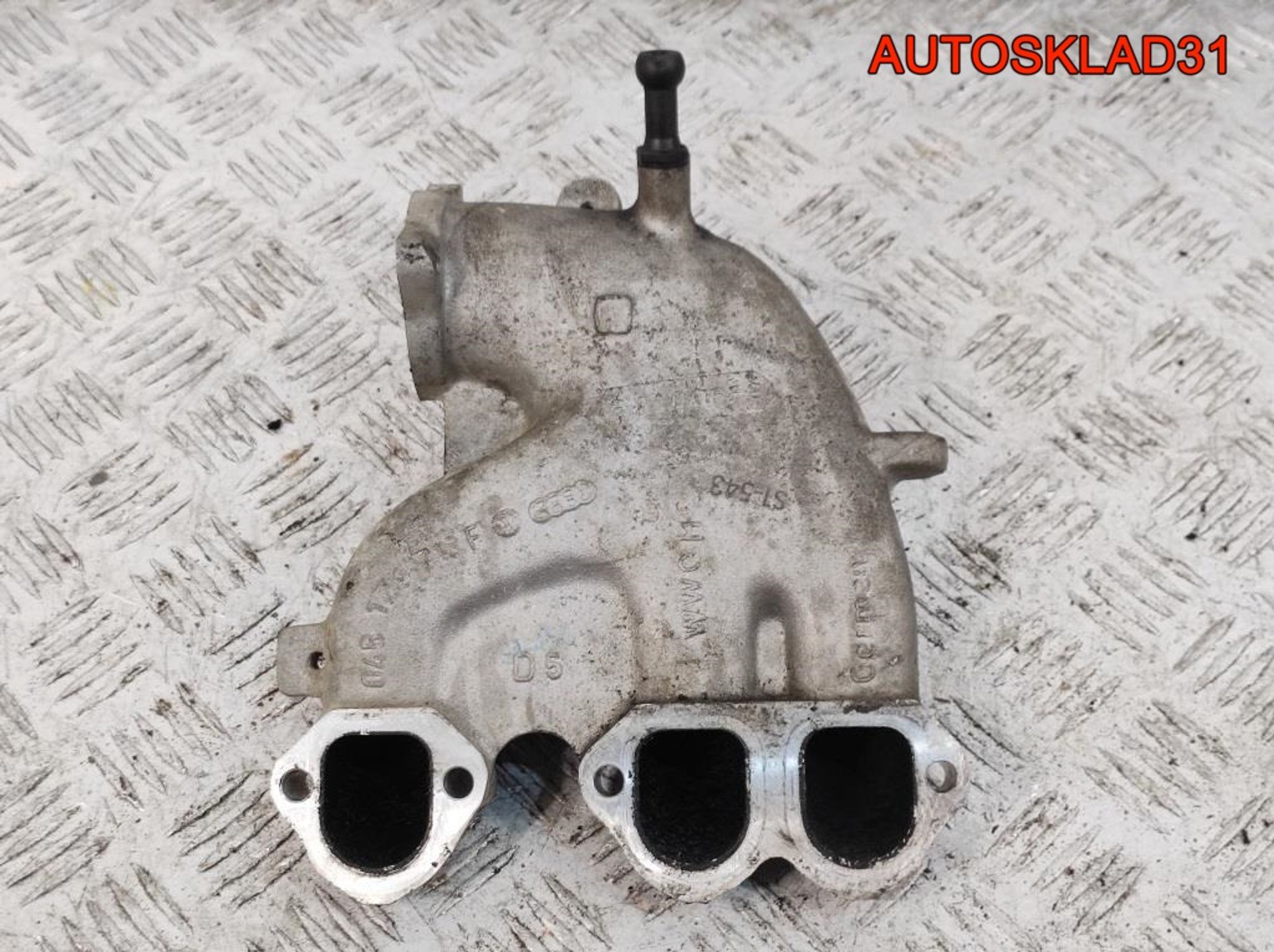 Коллектор впускной Skoda Fabia 1,4 BNV Дизель 045129713F, 600 рублей, Дубовое