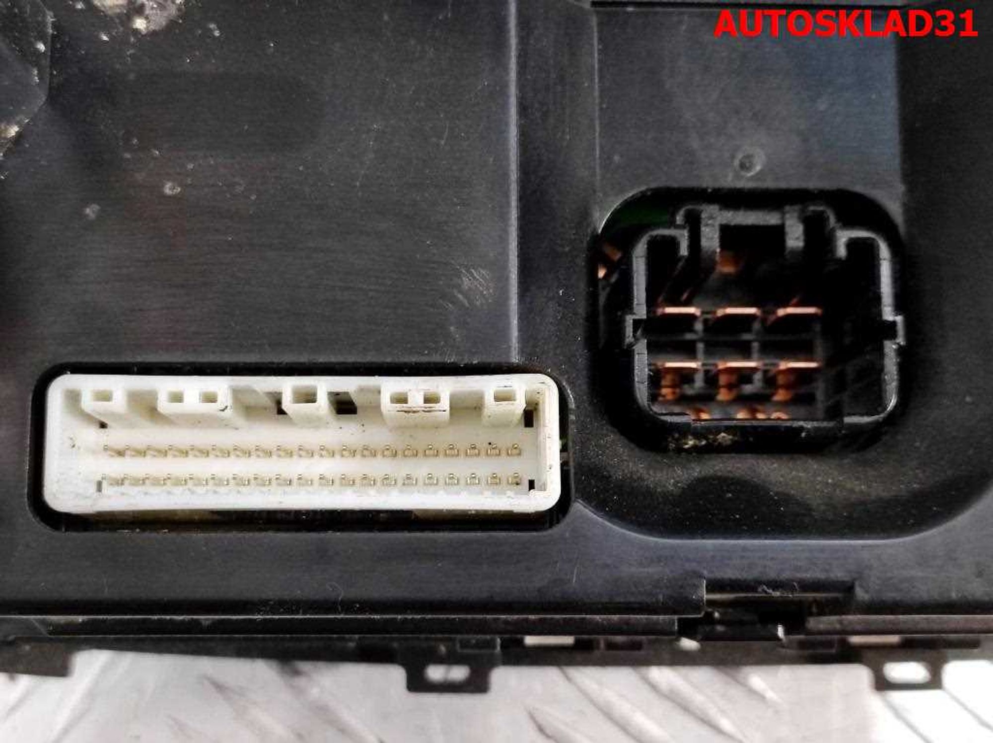 Магнитола с блоком управления кондиционера Toyota Avensis 2 8612005070, 2500 рублей, Дубовое