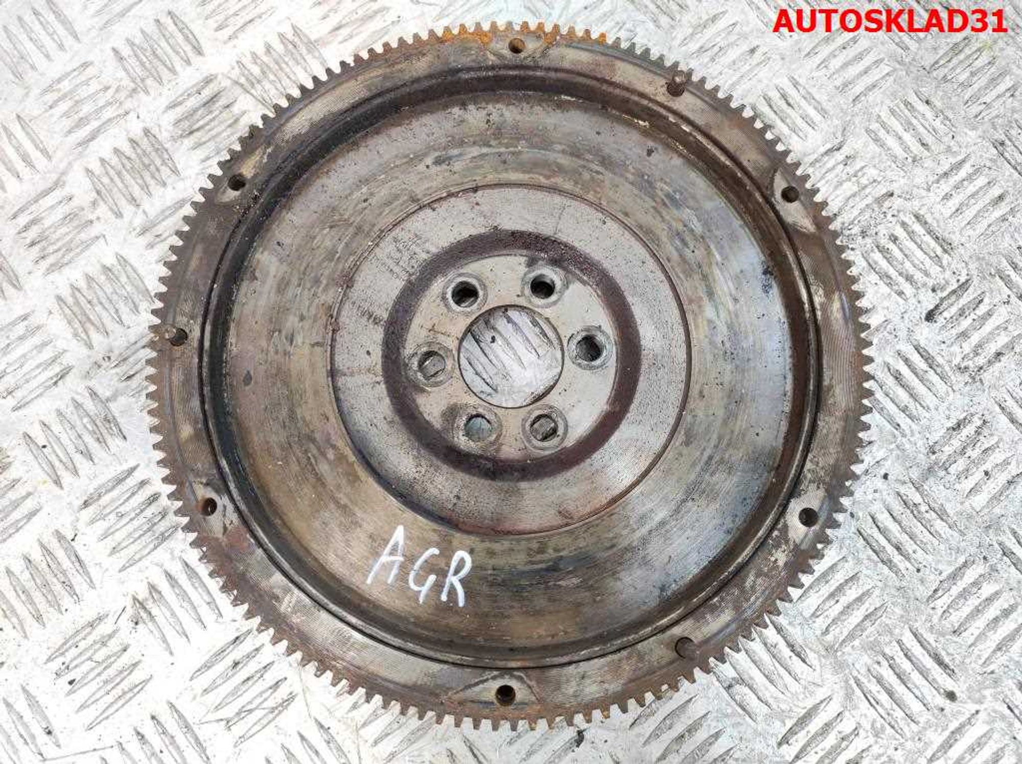 Комплект сцепления VW Golf 4 1,9 AGR Дизель 037105273C, 4500 рублей, Дубовое