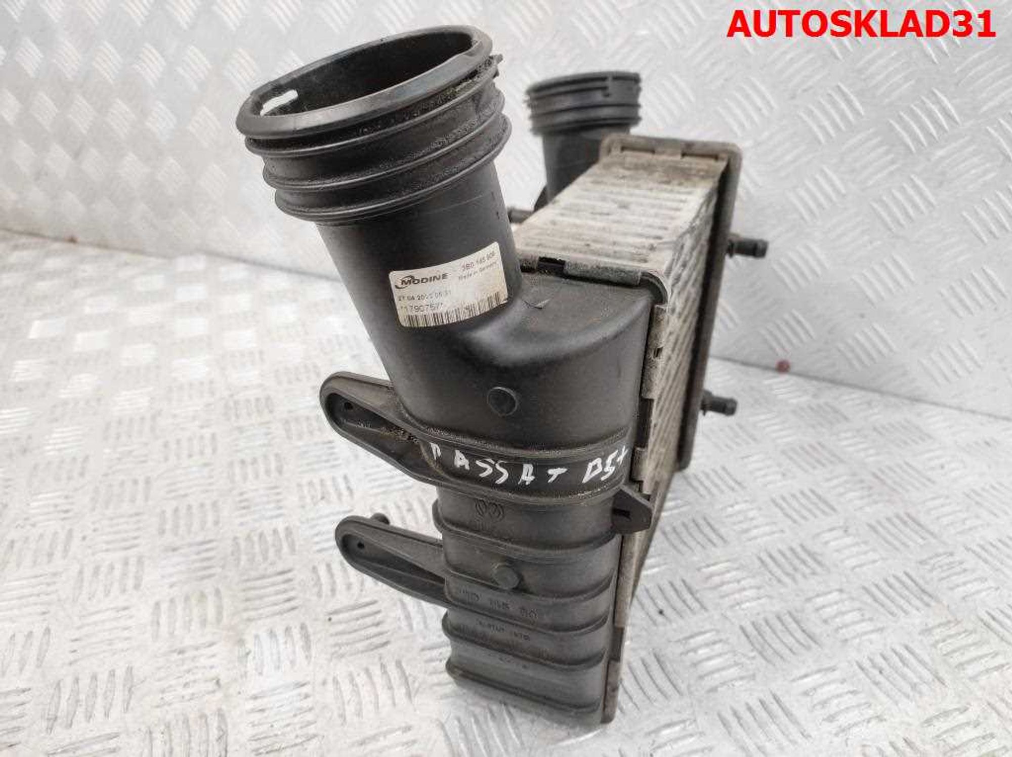 Интеркулер Volkswagen Passat B5+ 3B0145806 Дизель, 3000 рублей, Дубовое