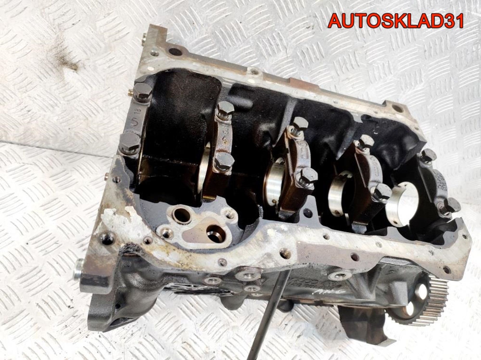 Блок цилиндров VW Passat B5 1,8 ARG Бензин 058103021G, 9000 рублей, Дубовое