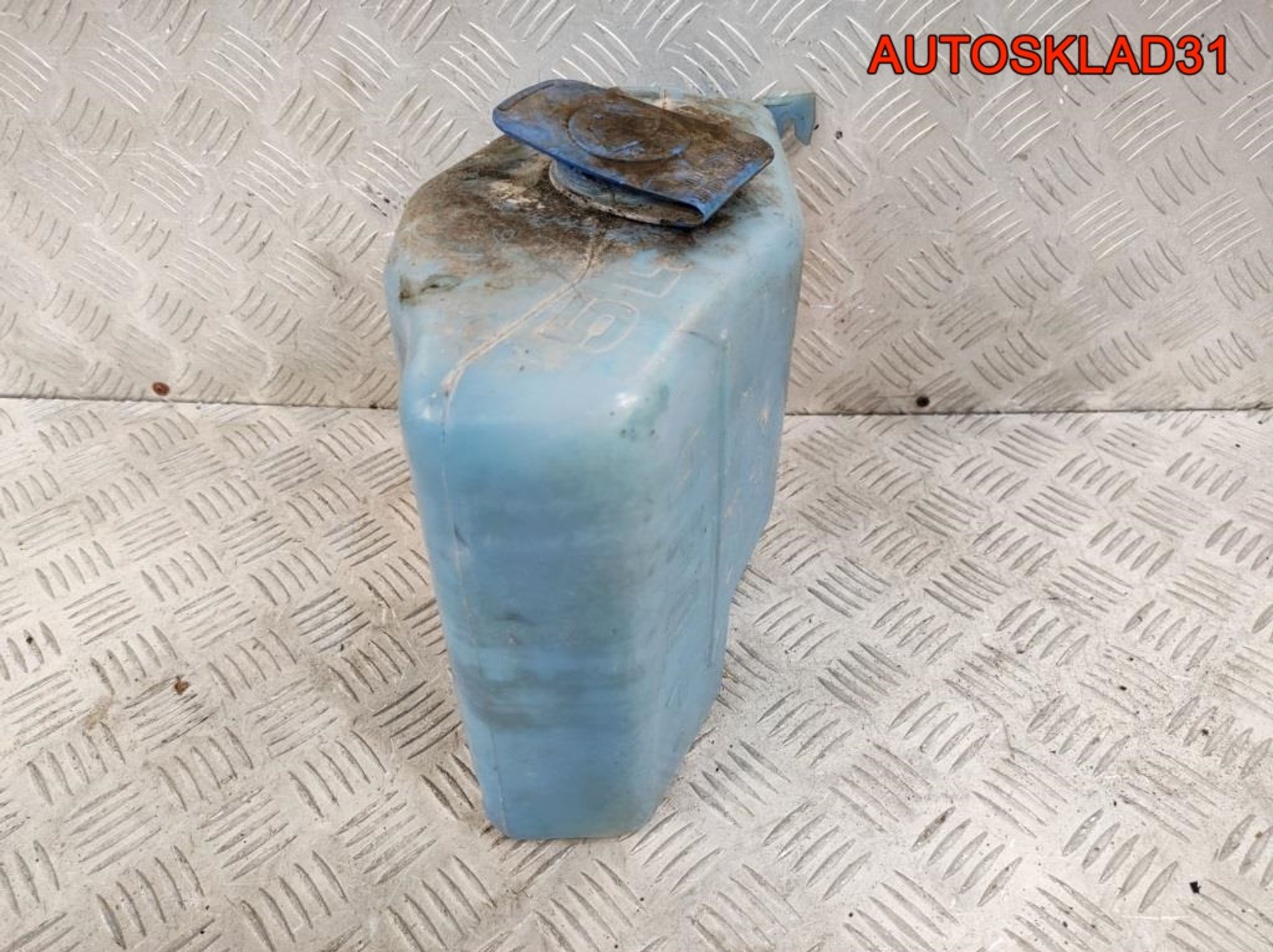 Бачок омывателя Volkswagen Passat B3 357955453, 1400 рублей, Дубовое