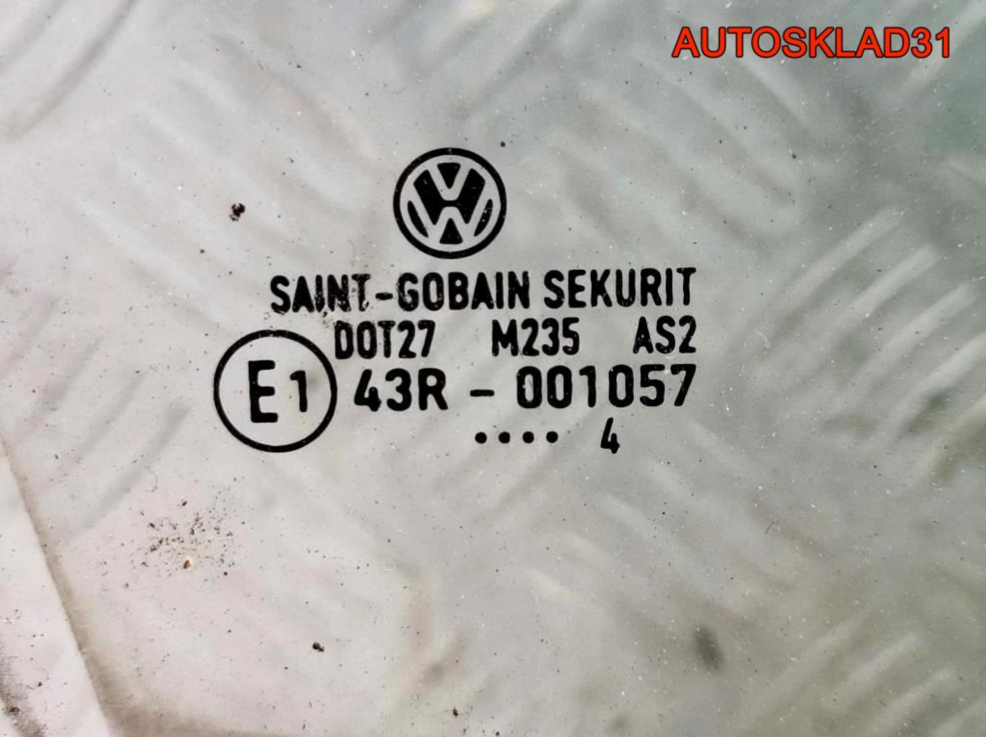 Стекло двери передней правой VW Golf 5 1K3845202B, 1300 рублей, Дубовое