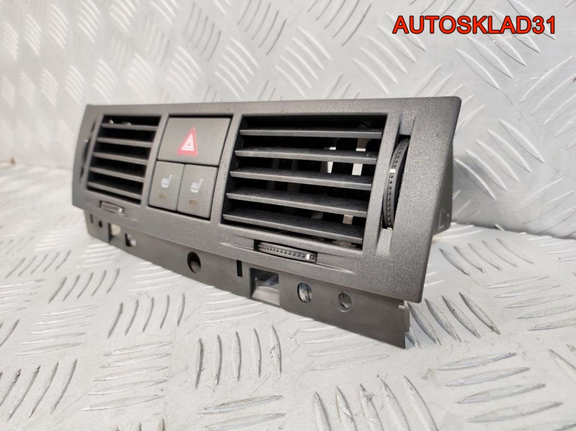 Дефлектор центр в сборе Opel Meriva A 93332971, 2500 рублей, Дубовое