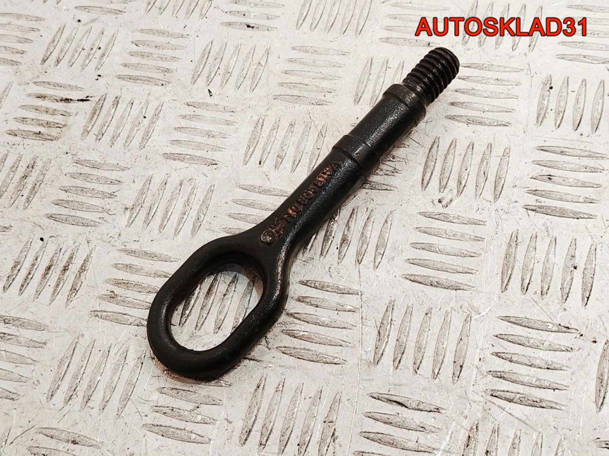 Крюк буксировочный Audi A3 8P 1T0805615A, 1500 рублей, Дубовое