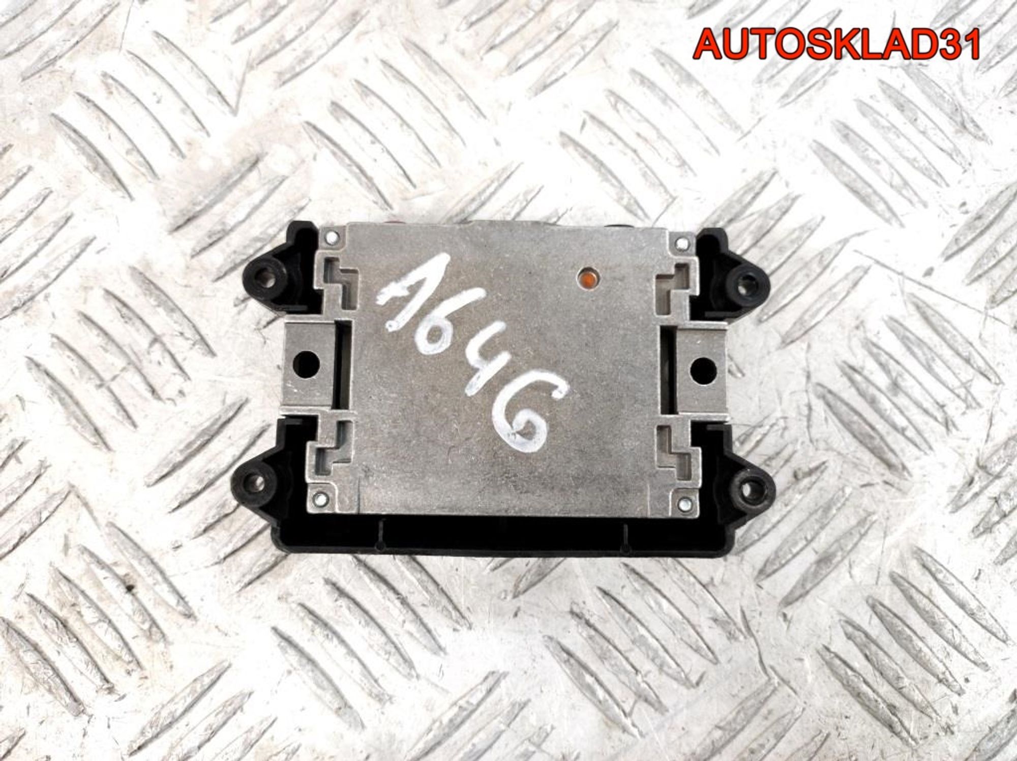 Усилитель антенны Audi A6 C7 4G 4H0035446A, 1200 рублей, Дубовое