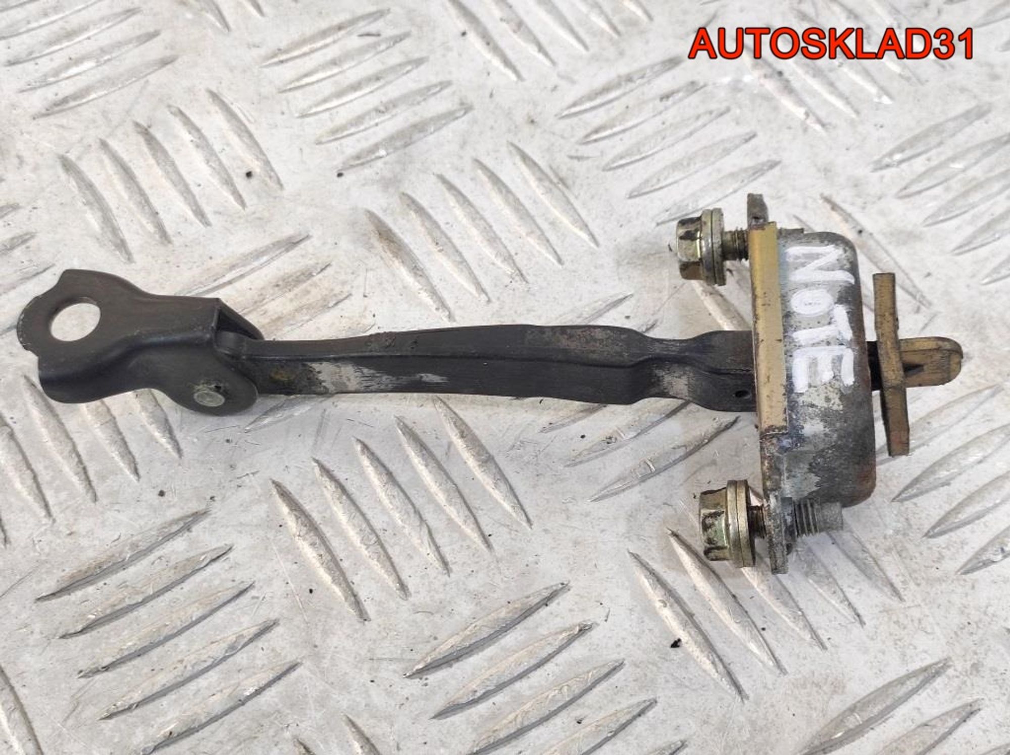 Ограничитель двери передний Nissan Note E11, 500 рублей, Дубовое