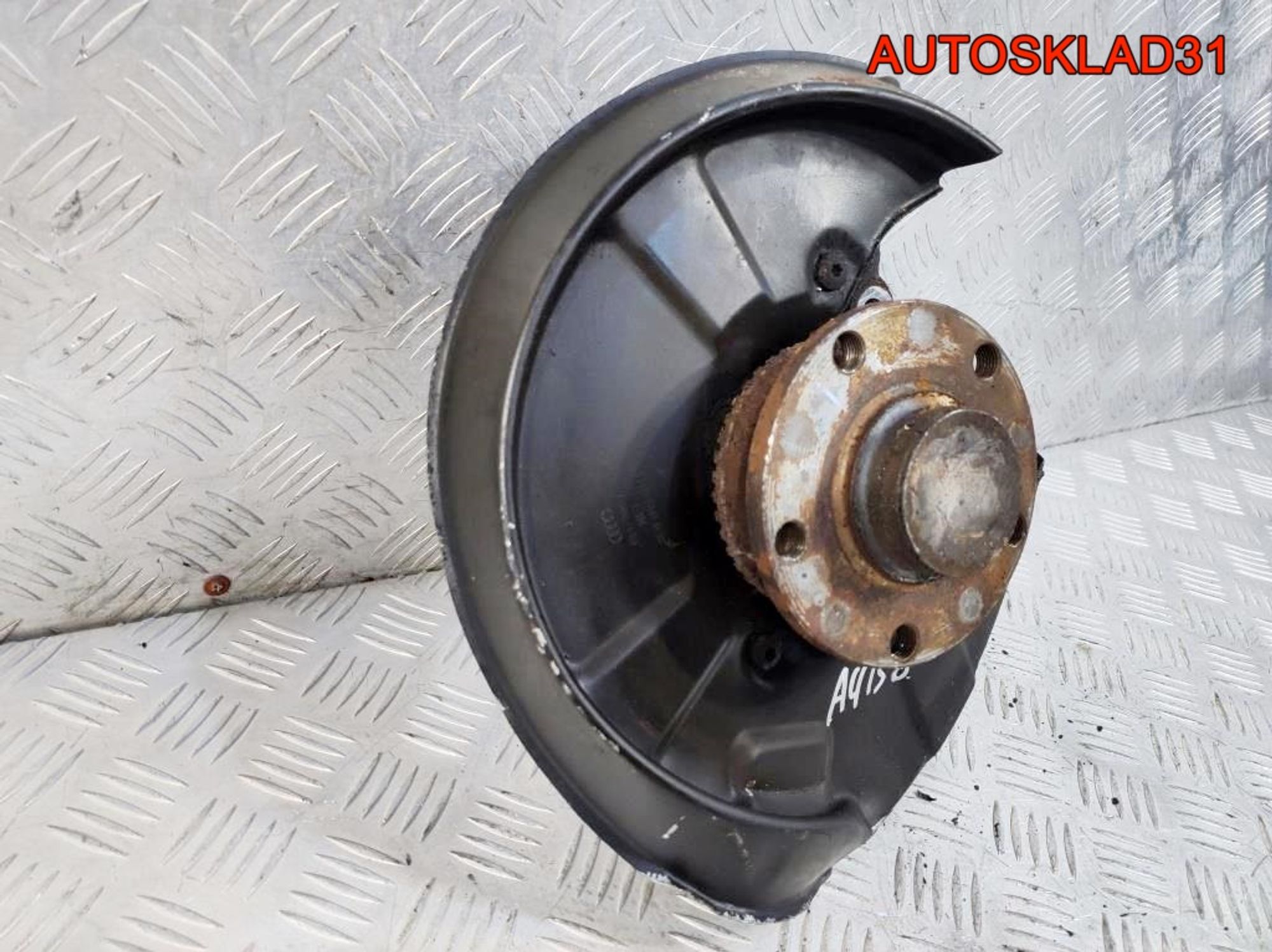 Кулак поворотный задний левый Audi A4 B6 2 WD, 1200 рублей, Дубовое