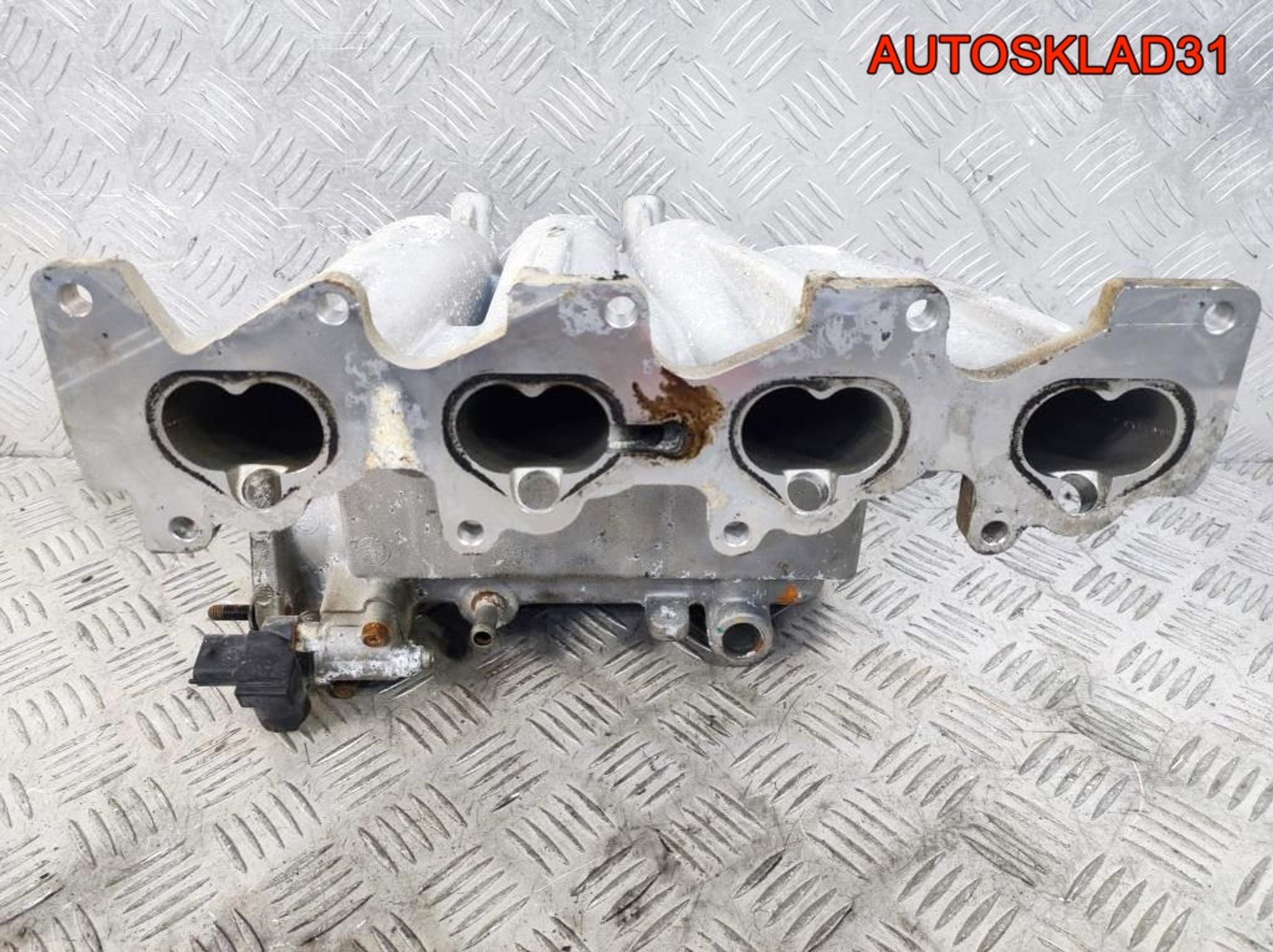 Коллектор впускной Hyundai Elantra 4 2.0 G4GC, 900 рублей, Дубовое