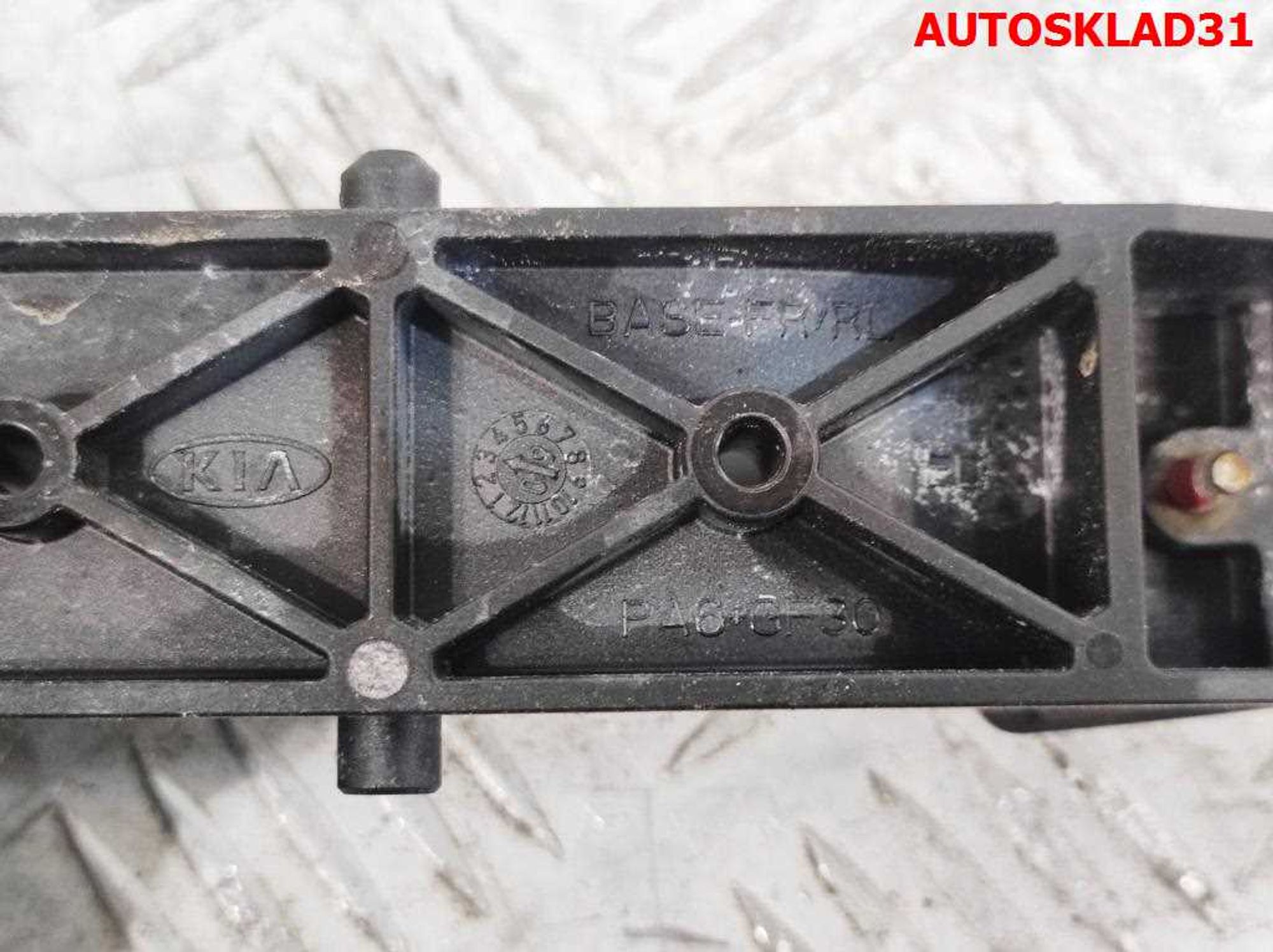 Ручка двери внешняя задняя левая Hyundai i30 826651H000, 2000 рублей, Дубовое