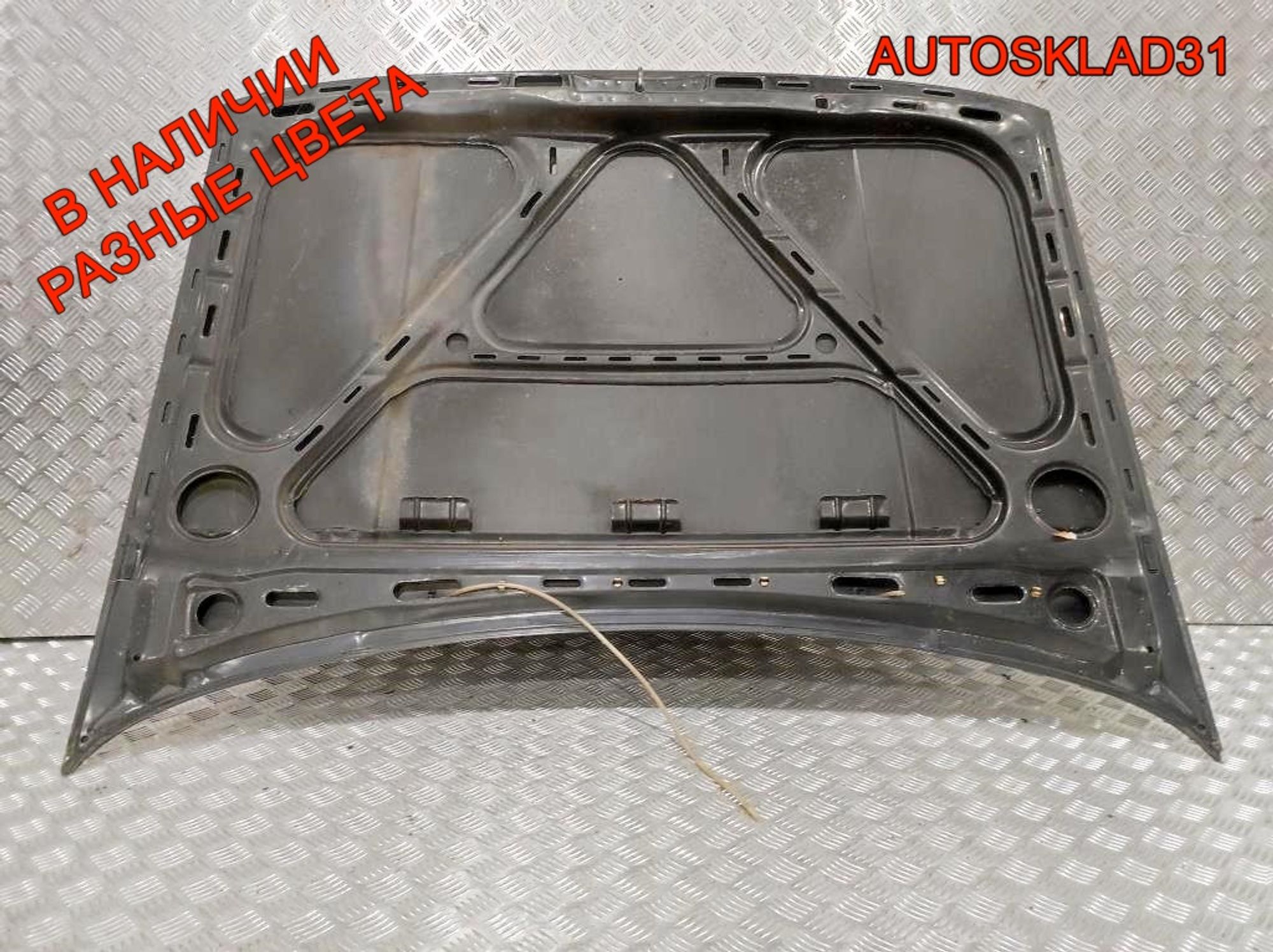 Капот Volkswagen Passat B3 357823031C, 2000 рублей, Дубовое