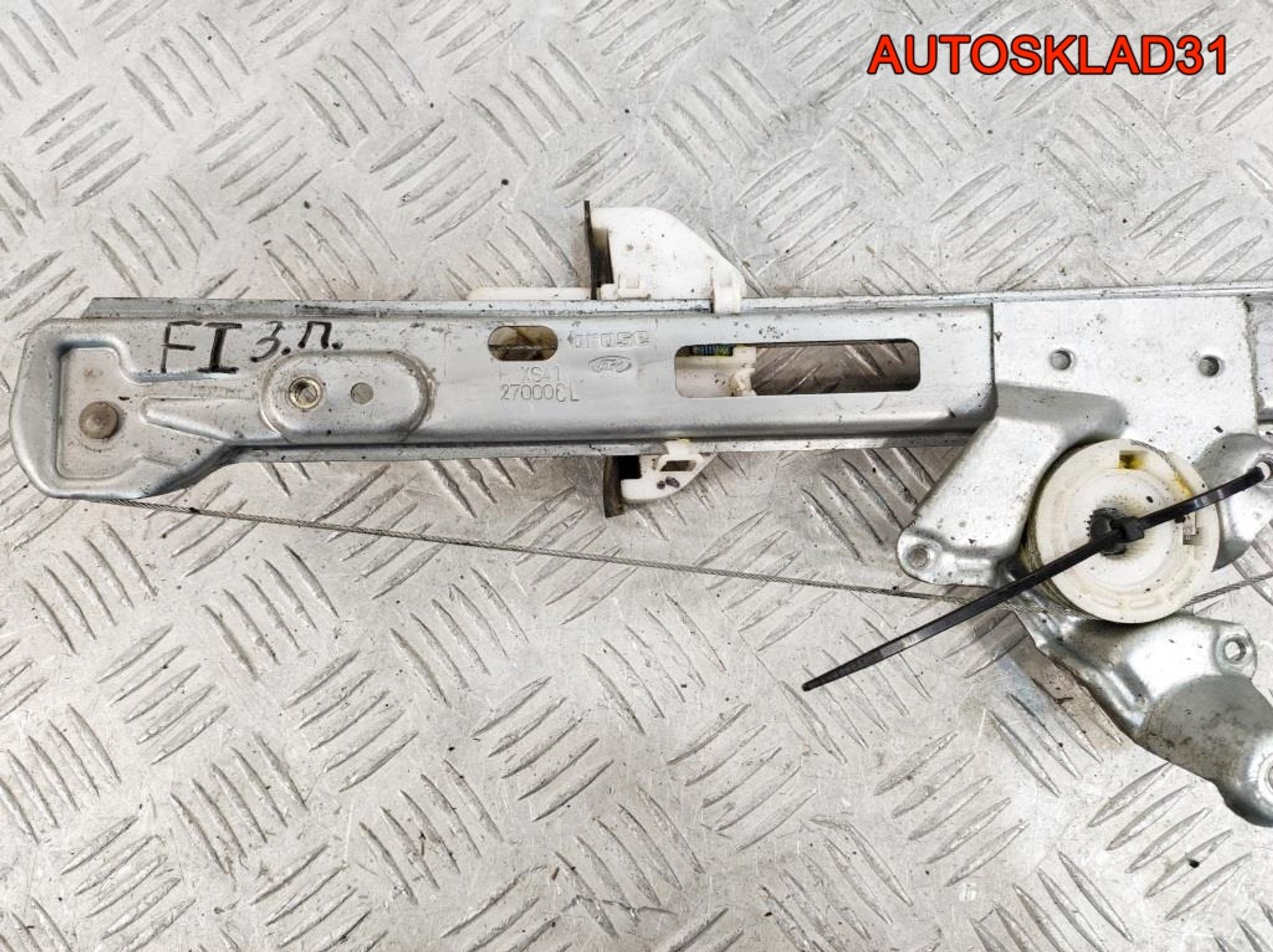 Стеклоподъемник задней правой двери Ford Focus 1, 2300 рублей, Дубовое