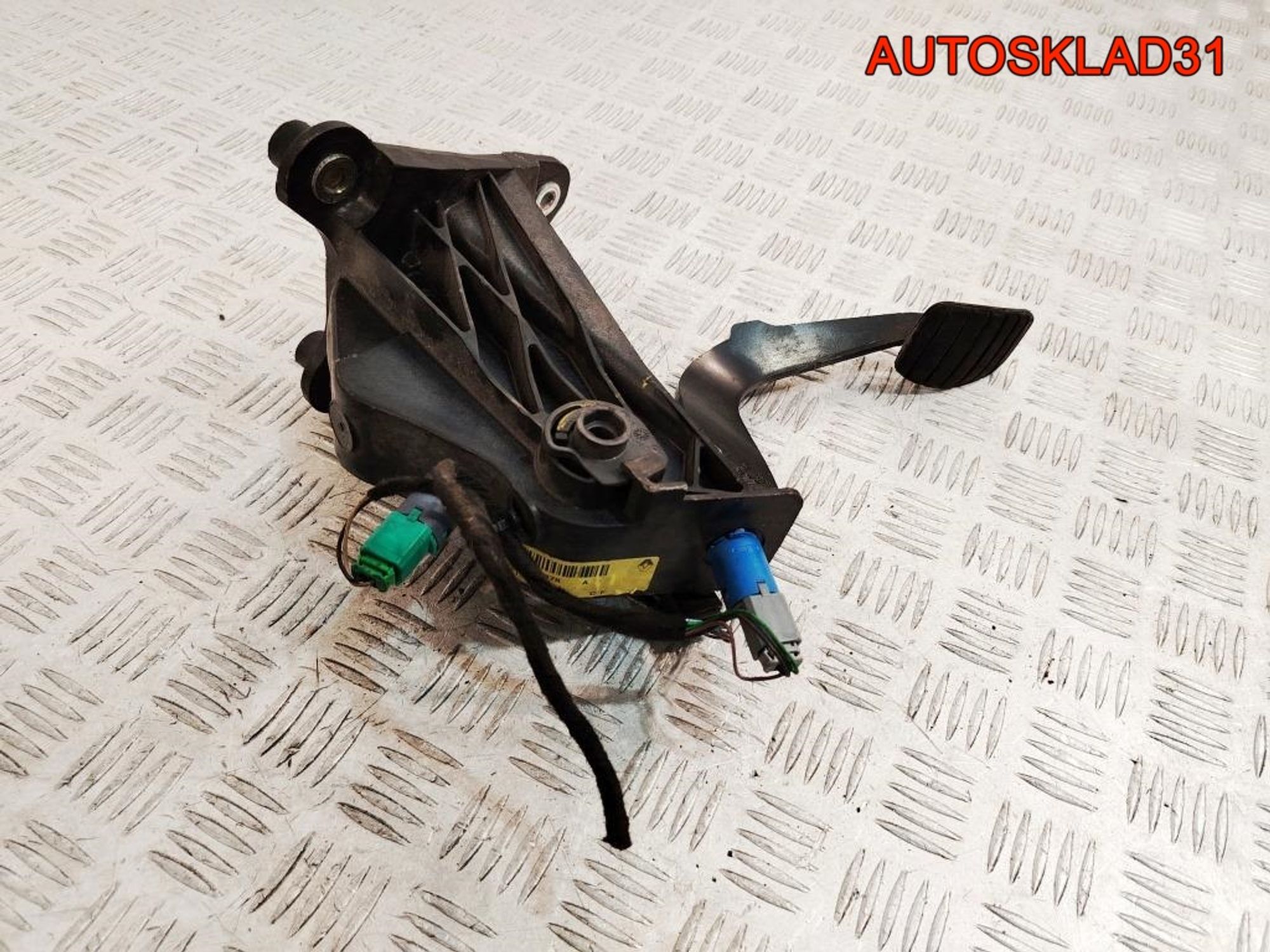 Педаль сцепления Renault Laguna 3 465030297R, 7000 рублей, Дубовое