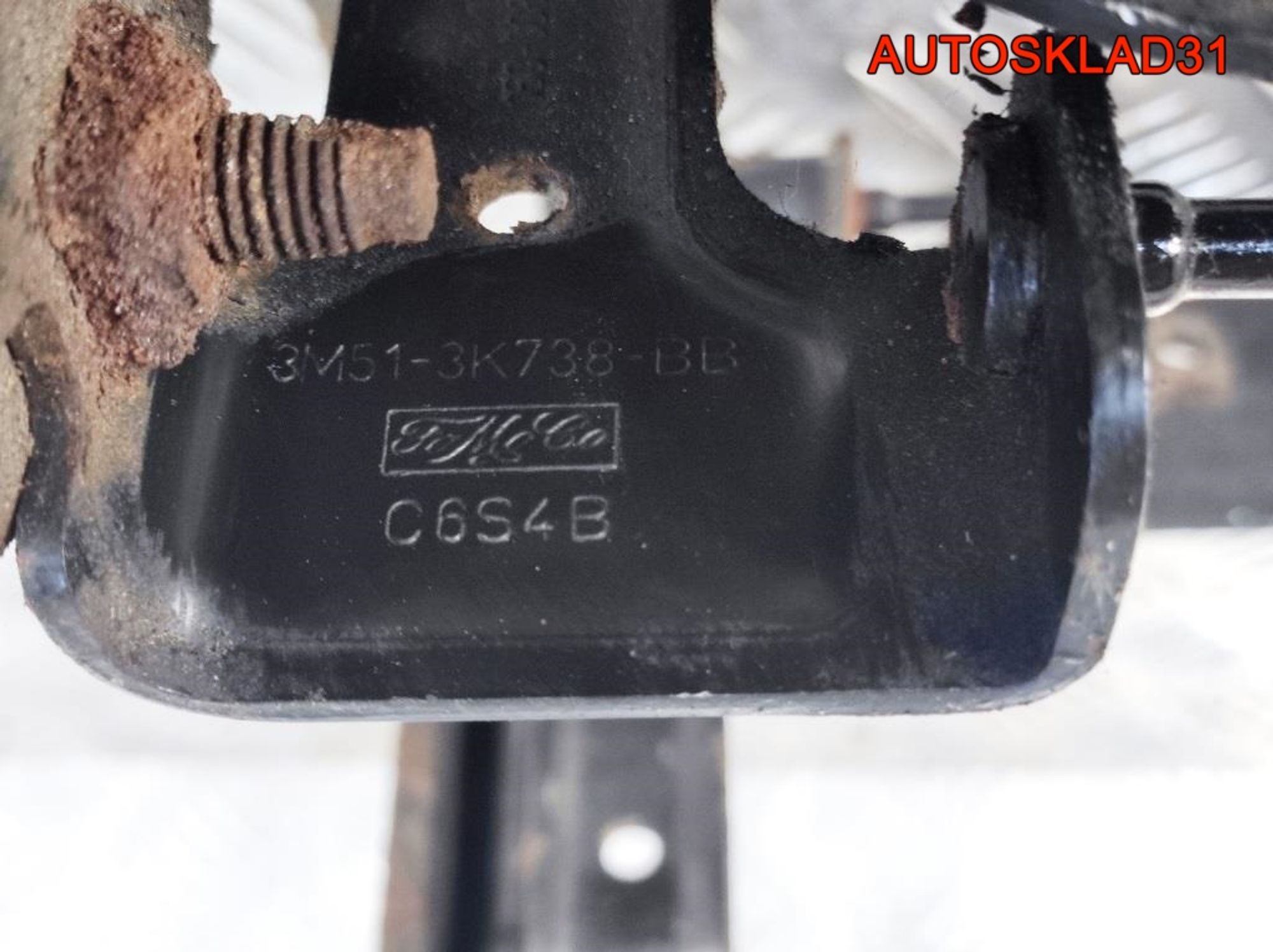 Кронштейн гидроусилителя Ford Focus 2 3M513K738AC, 900 рублей, Дубовое