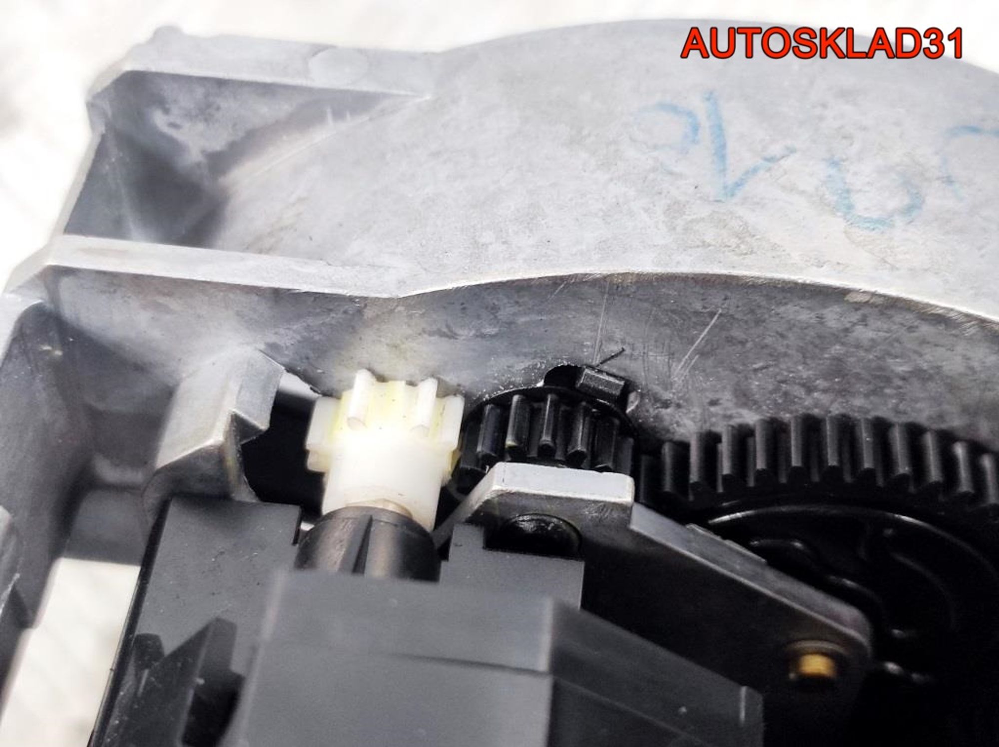 Дисплей информационный Audi A8 D3 4E0857237, 4900 рублей, Дубовое