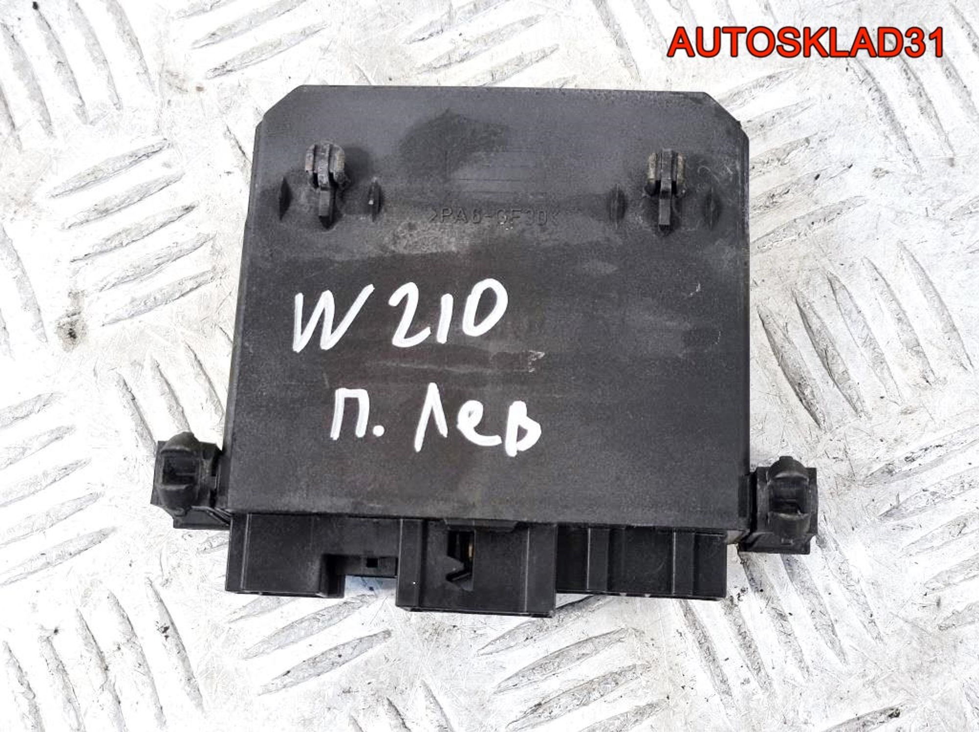 Блок комфорта Mercedes-Benz W210 A2088201326, 1300 рублей, Дубовое