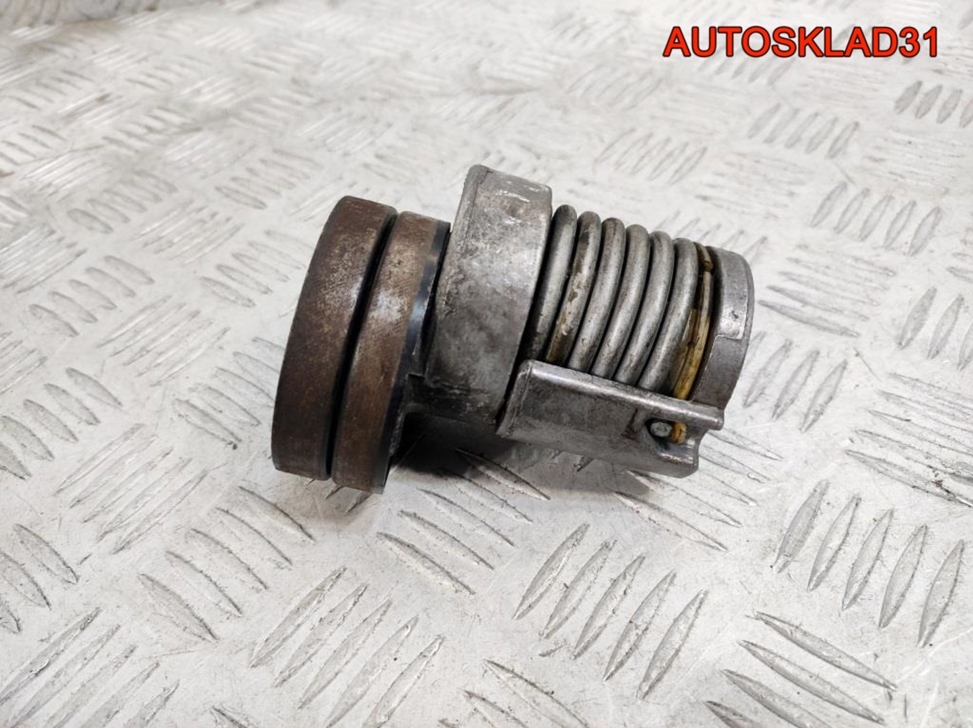 Натяжитель ремня VW Golf 4 1,6 Бензин 030145299C, 500 рублей, Дубовое