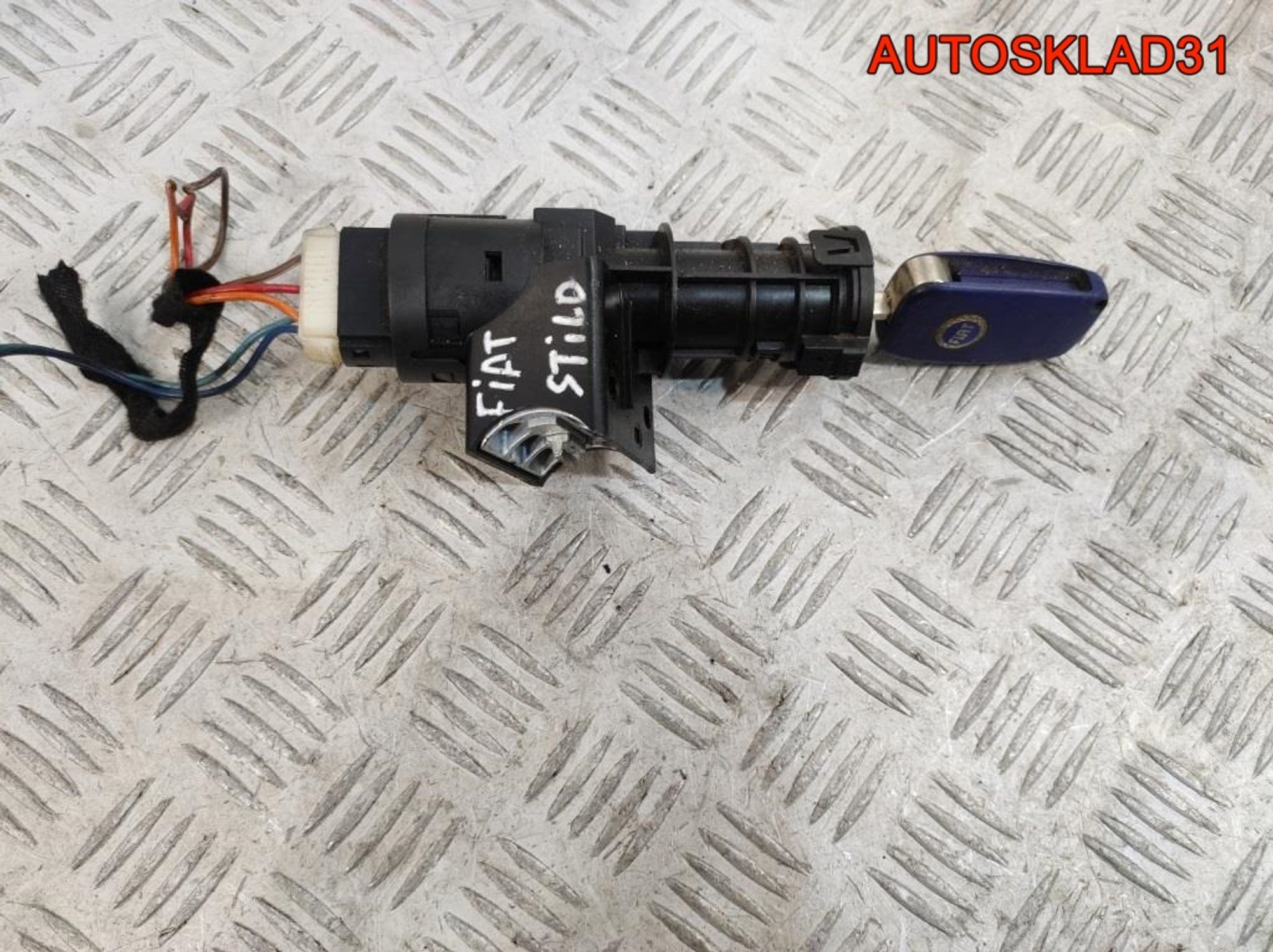 Замок зажигания Fiat Stilo 00467601520, 4000 рублей, Дубовое