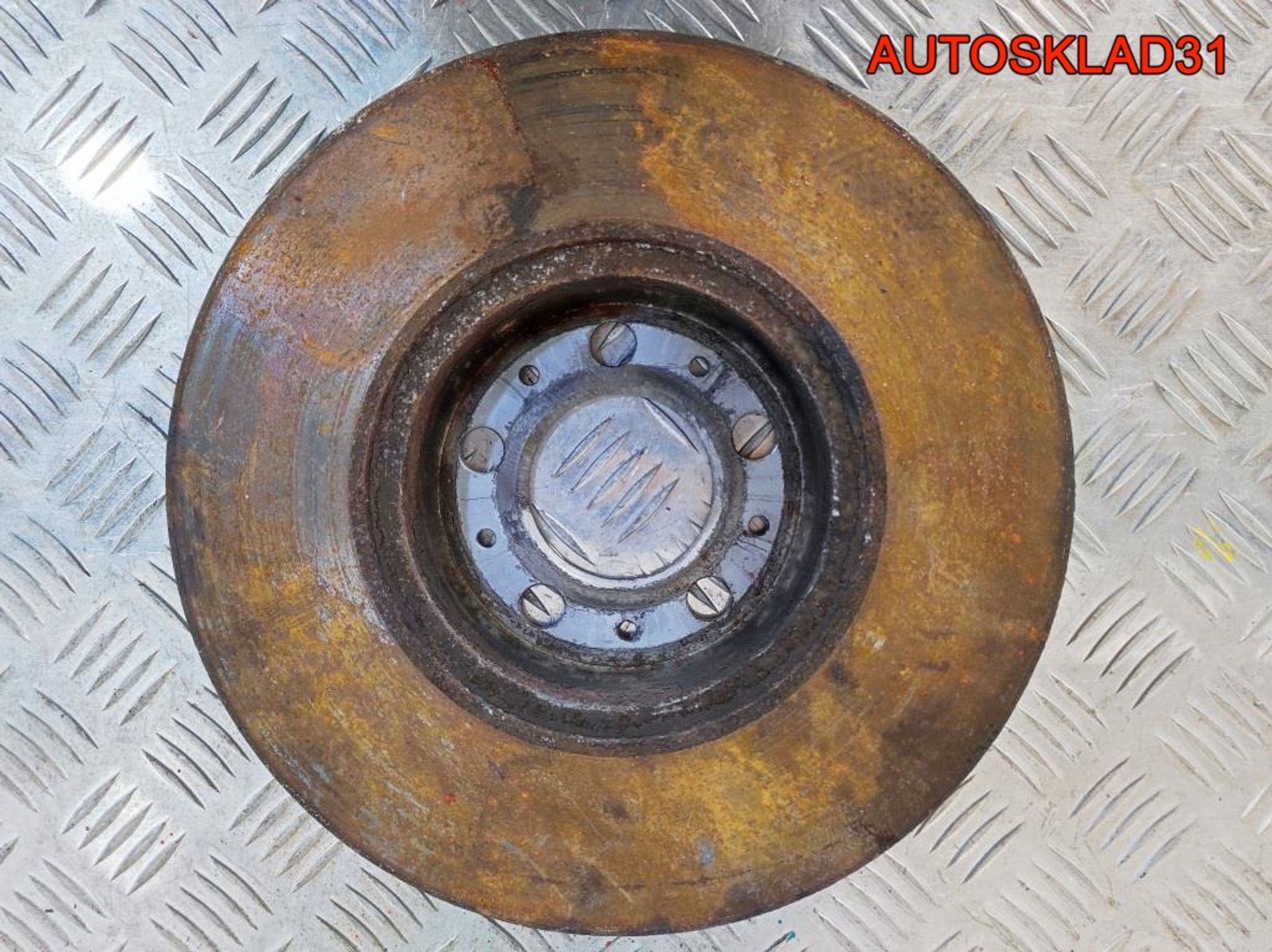 Диск тормозной передний Volkswagen Polo 6R0615301A, 1300 рублей, Дубовое