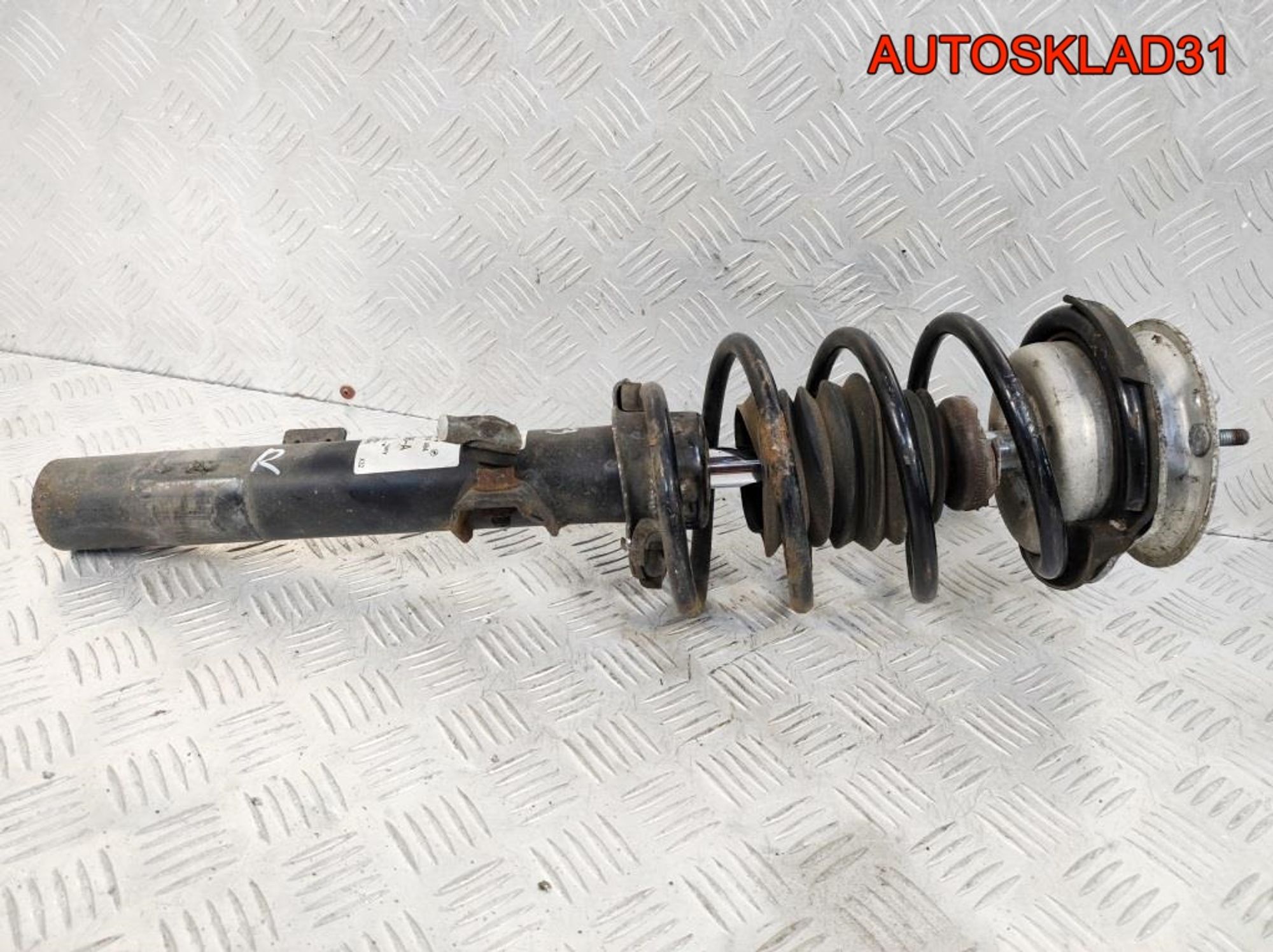 Амортизатор передний правый в сборе BMW E90 311404, 4900 рублей, Дубовое