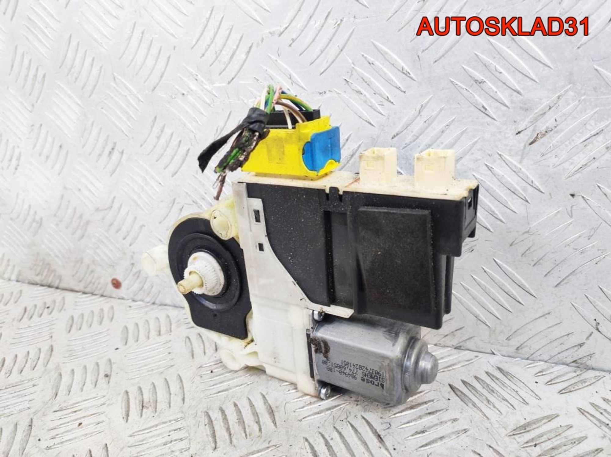 Моторчик стеклоподъемника Citroen C4 9681577380, 1300 рублей, Дубовое