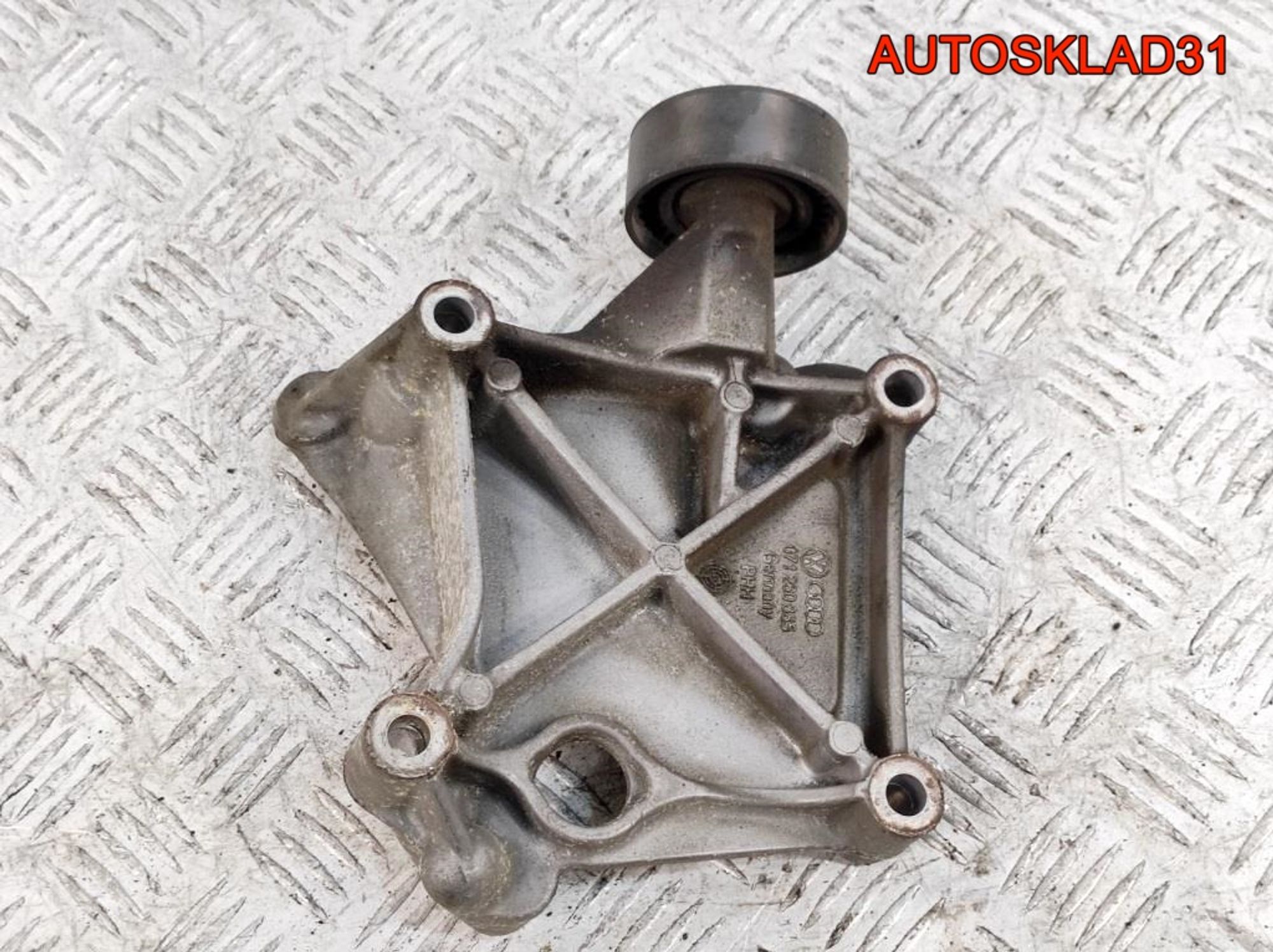 Кронштейн кондиционера VW Passat B5+ 2,3 AZX 071260885, 500 рублей, Дубовое