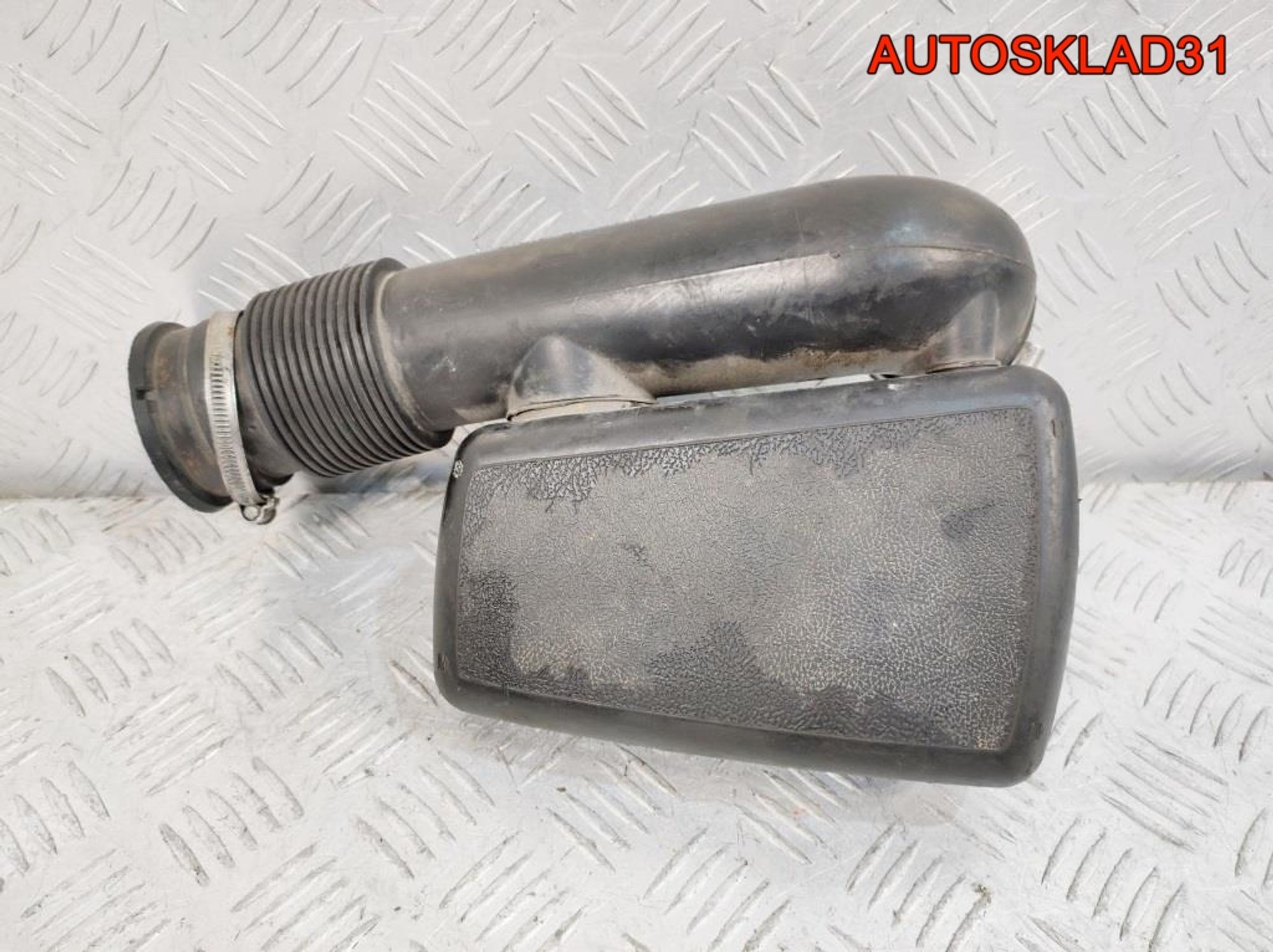 Резонатор воздушного фильтра Opel Astra G 1,6 Z16XEP 24437914, 600 рублей, Дубовое