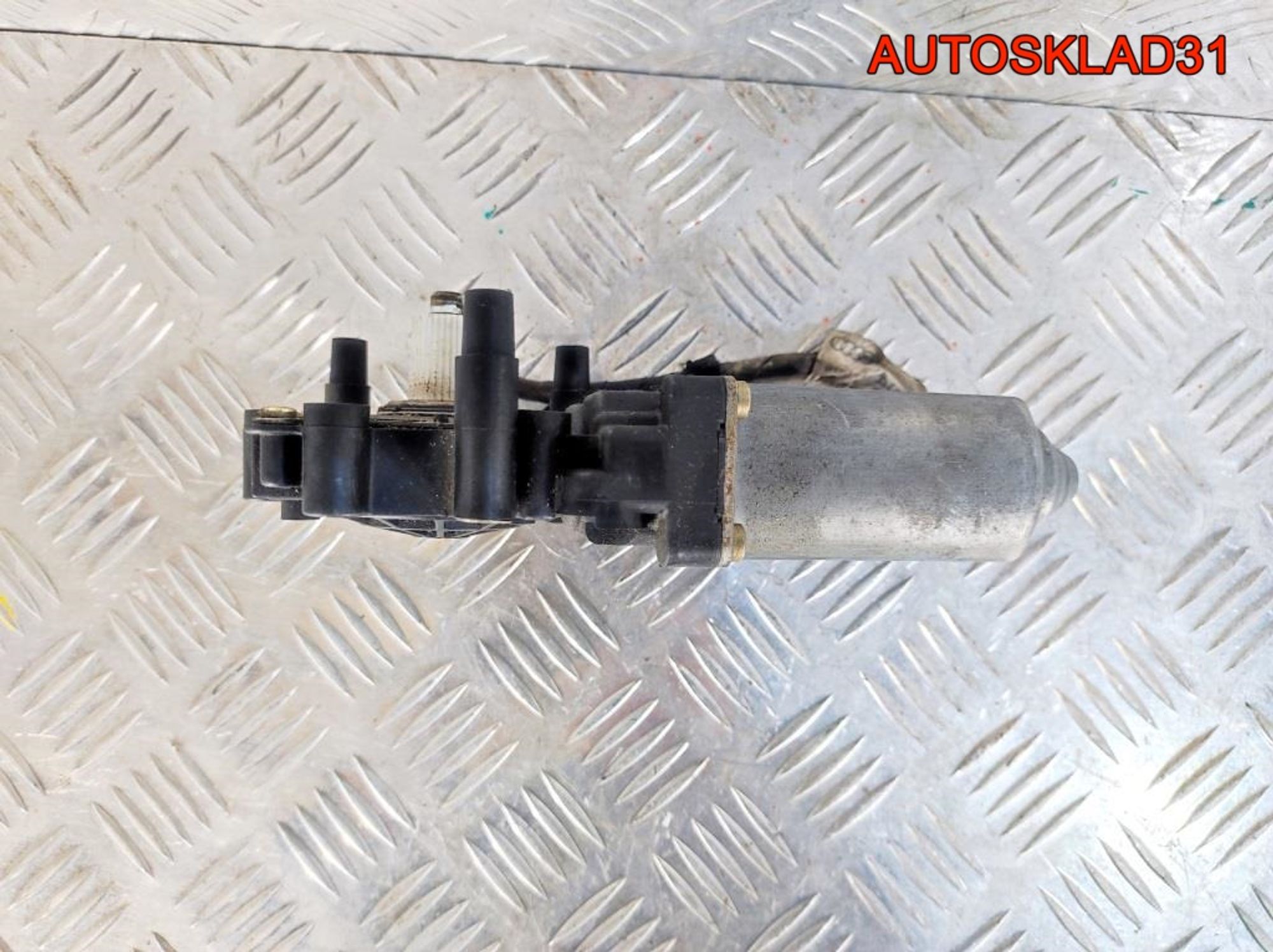 Моторчик стеклоподъёмника Audi A4 Б5 8D0959802B, 800 рублей, Дубовое