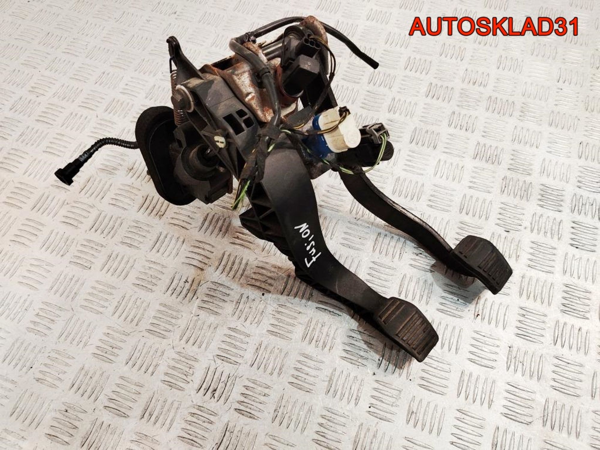 Блок педалей Ford Fusion 2S612450AR, 4000 рублей, Дубовое